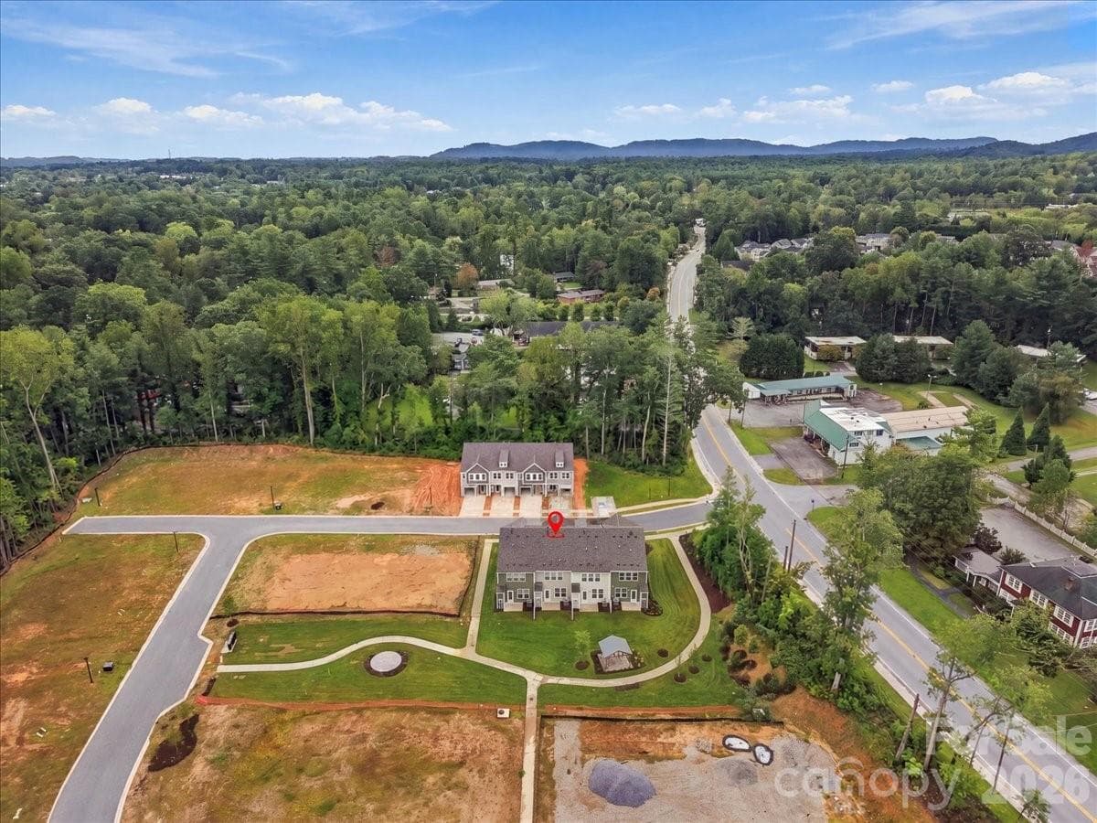 Townhouse at 29 Oleetah Falls Way, Hendersonville, photo 25 of 27