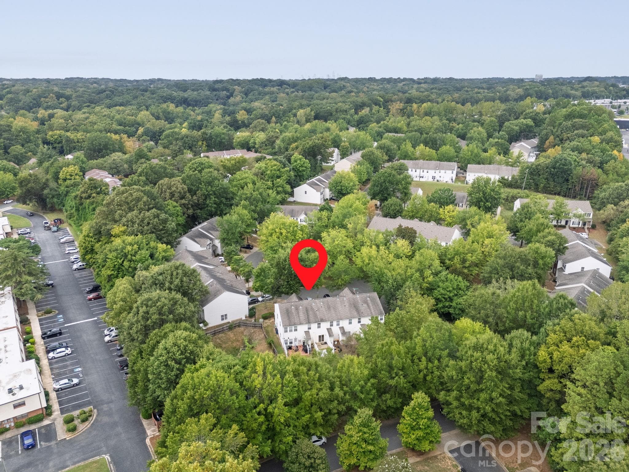Townhouse at 2176 Winthrop Chase Drive, Charlotte, photo 29 of 34