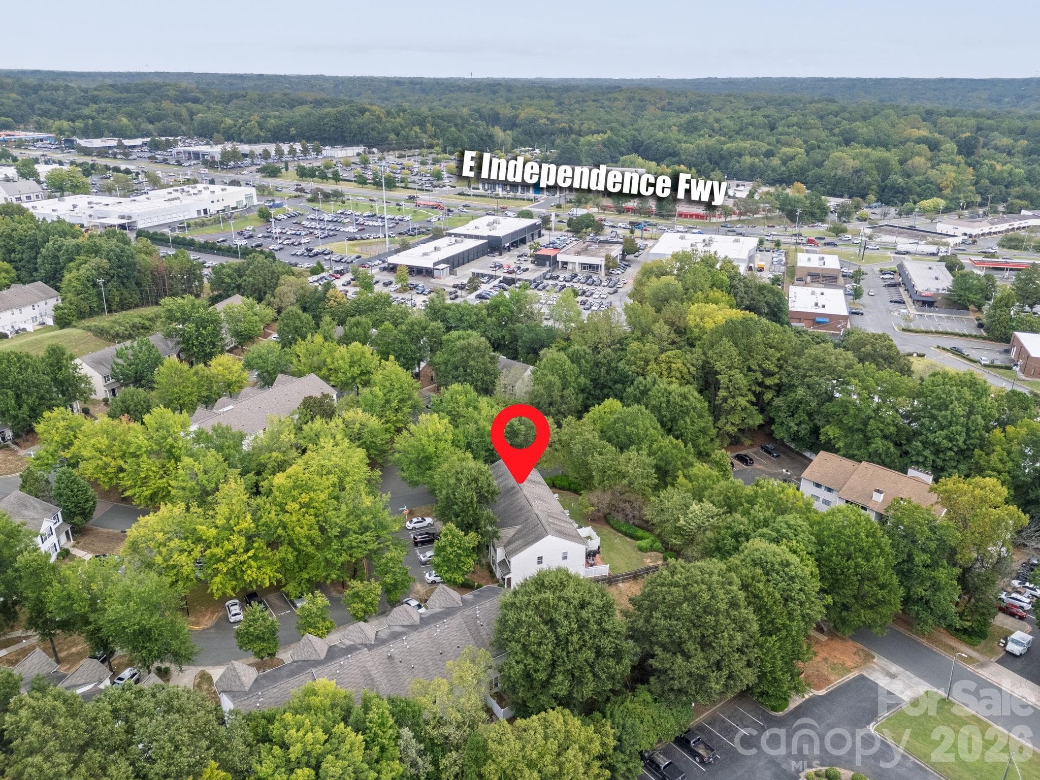 Townhouse at 2176 Winthrop Chase Drive, Charlotte, photo 30 of 34