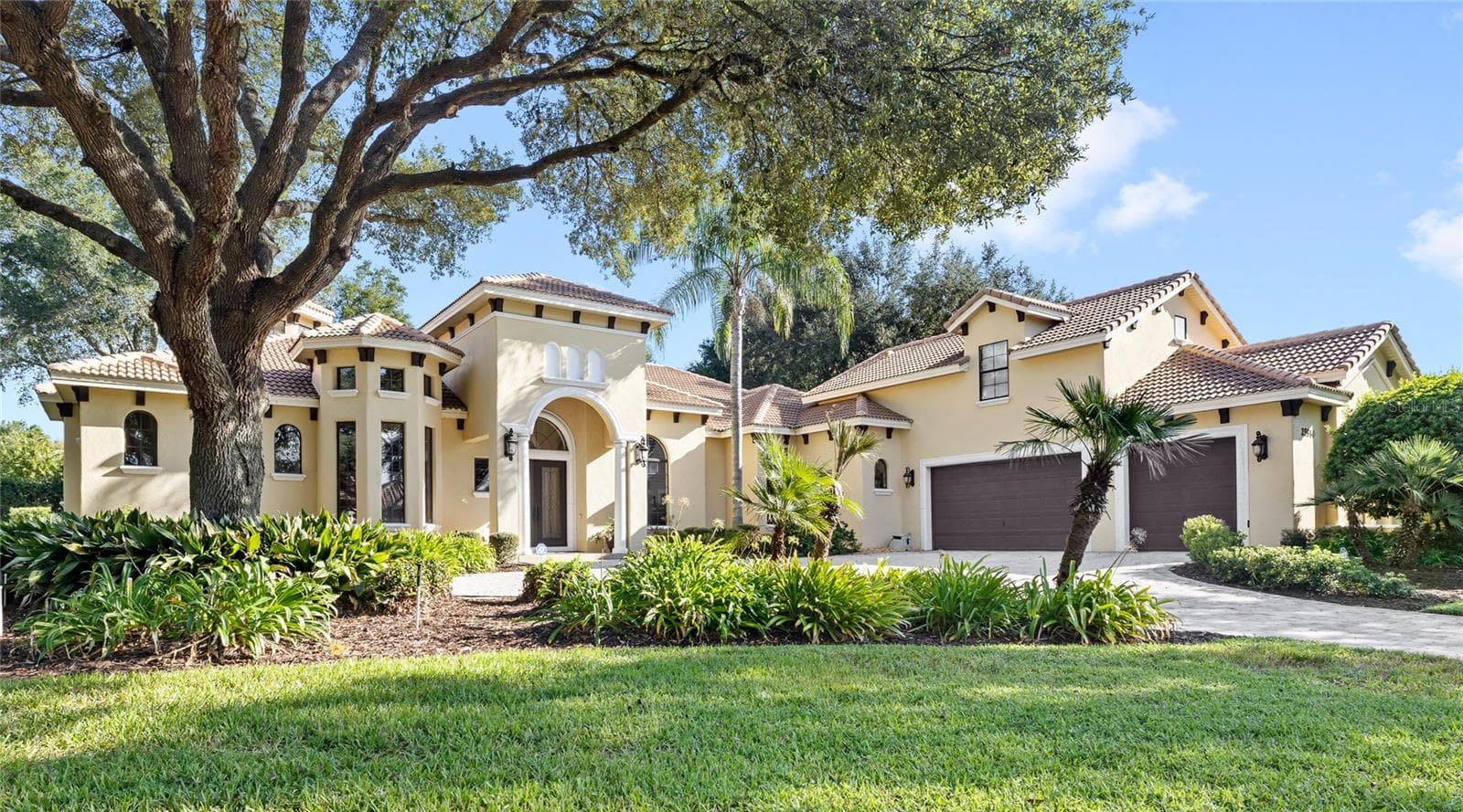 Single Family Residence at 25514 HIGH HAMPTON CIR, SORRENTO, photo 2 of 62