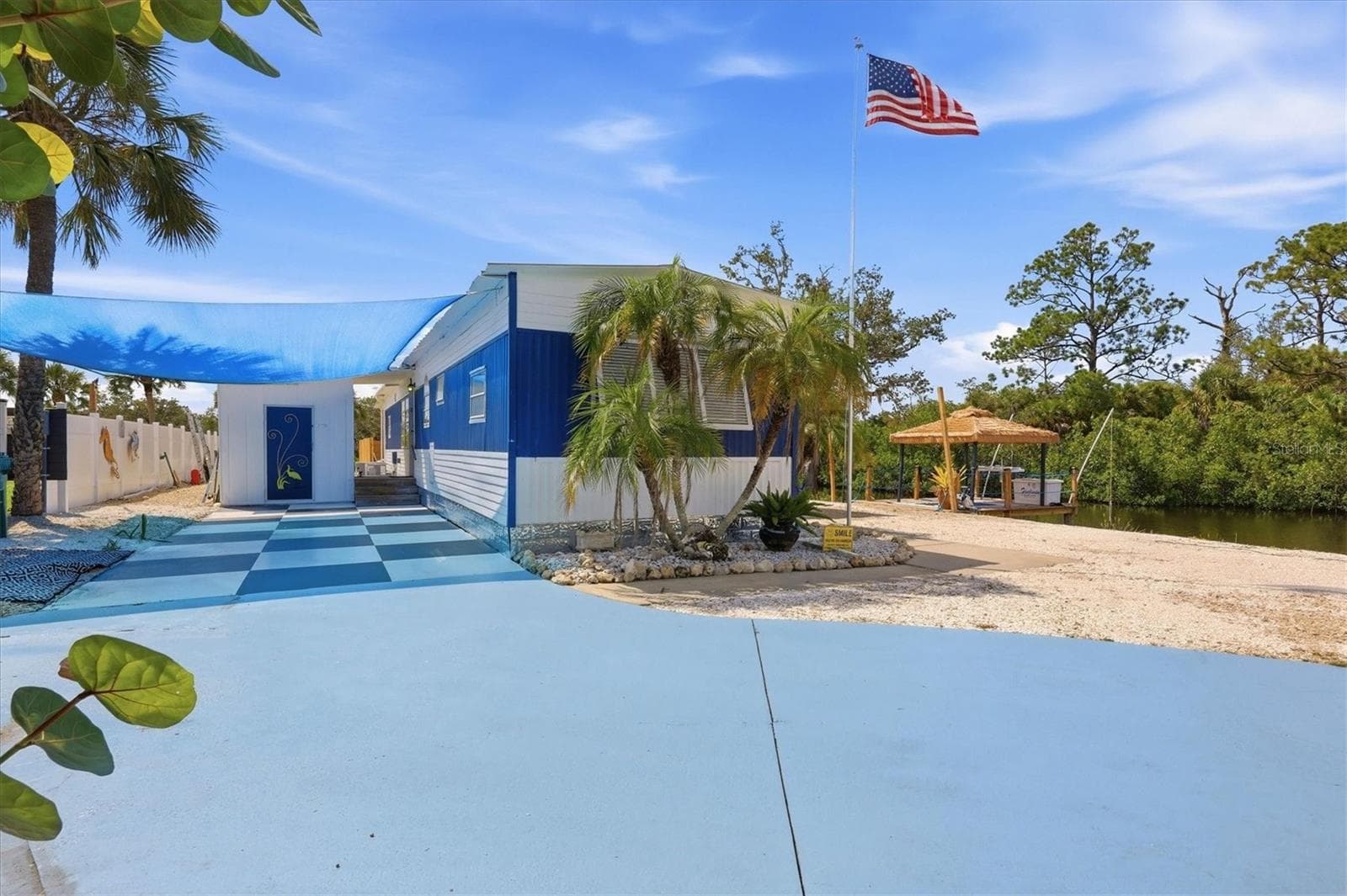 Mobile Home at 1128 SEAHORSE LN, ENGLEWOOD, photo 5 of 48
