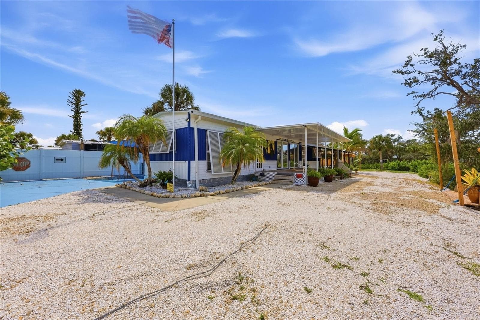 Mobile Home at 1128 SEAHORSE LN, ENGLEWOOD, photo 6 of 48