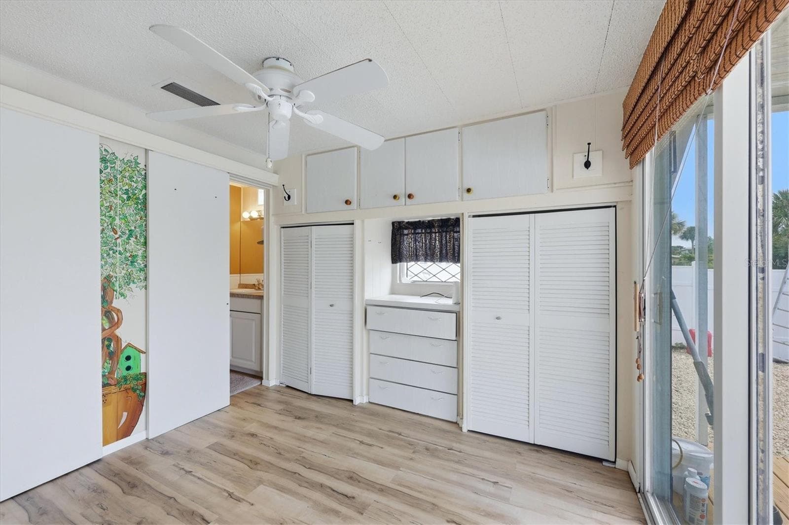 Mobile Home at 1128 SEAHORSE LN, ENGLEWOOD, photo 19 of 48
