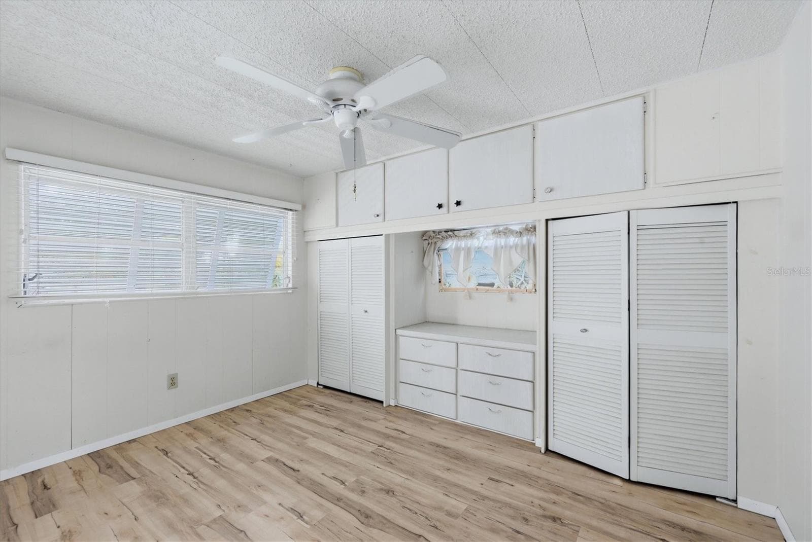 Mobile Home at 1128 SEAHORSE LN, ENGLEWOOD, photo 21 of 48