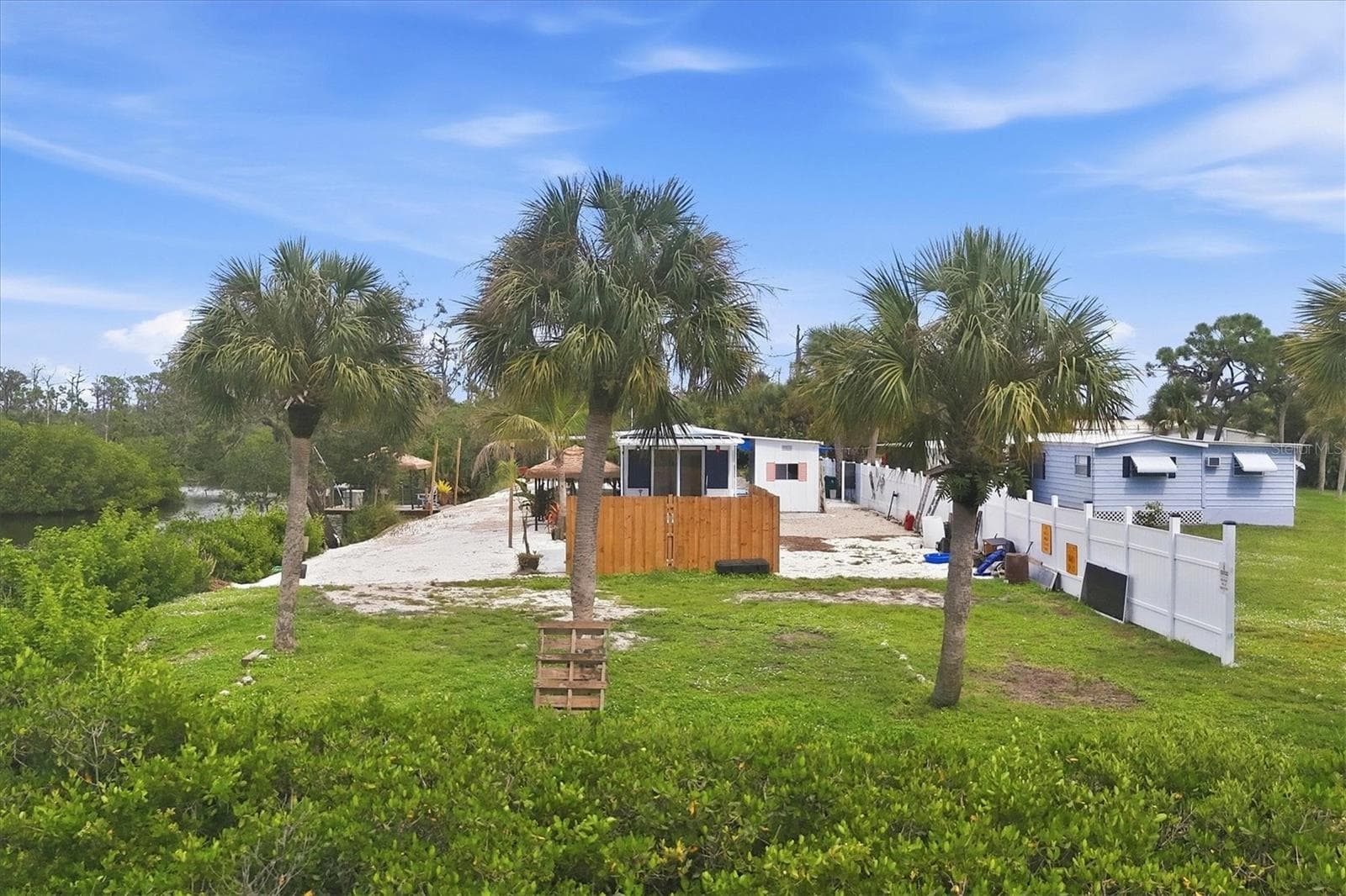 Mobile Home at 1128 SEAHORSE LN, ENGLEWOOD, photo 41 of 48