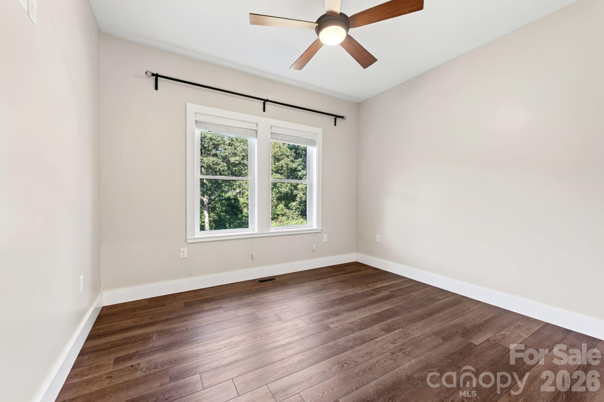 Back Bedroom - 139 Ridge Road, Candler