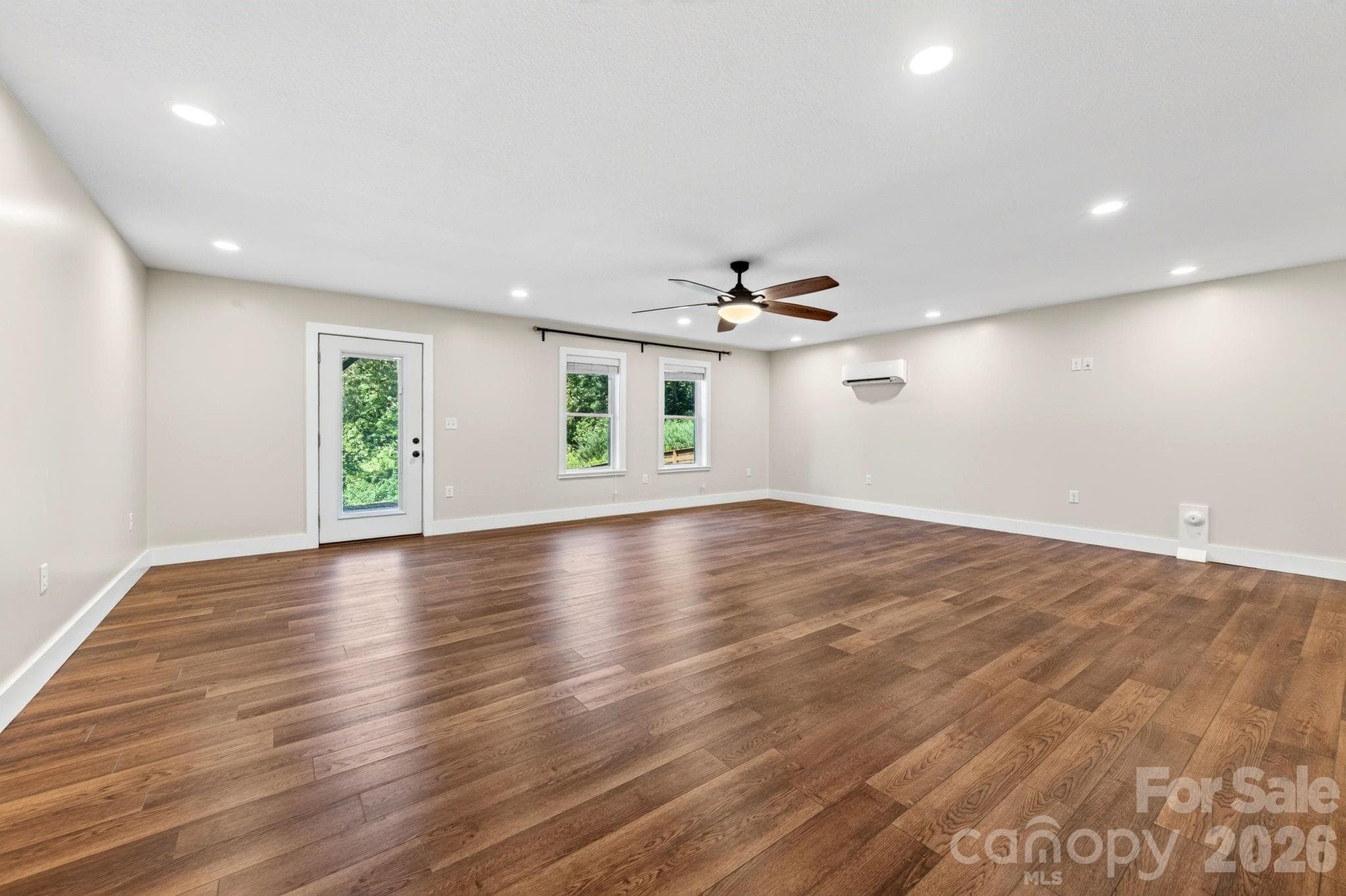 Large flex space - 139 Ridge Road, Candler