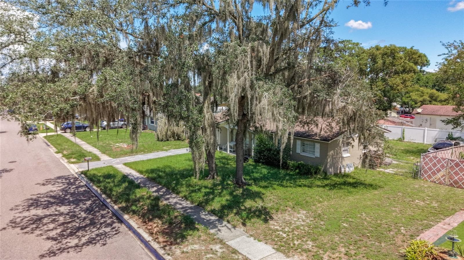Single Family Residence at 3667 TRIANON DR, ORLANDO, photo 7 of 40
