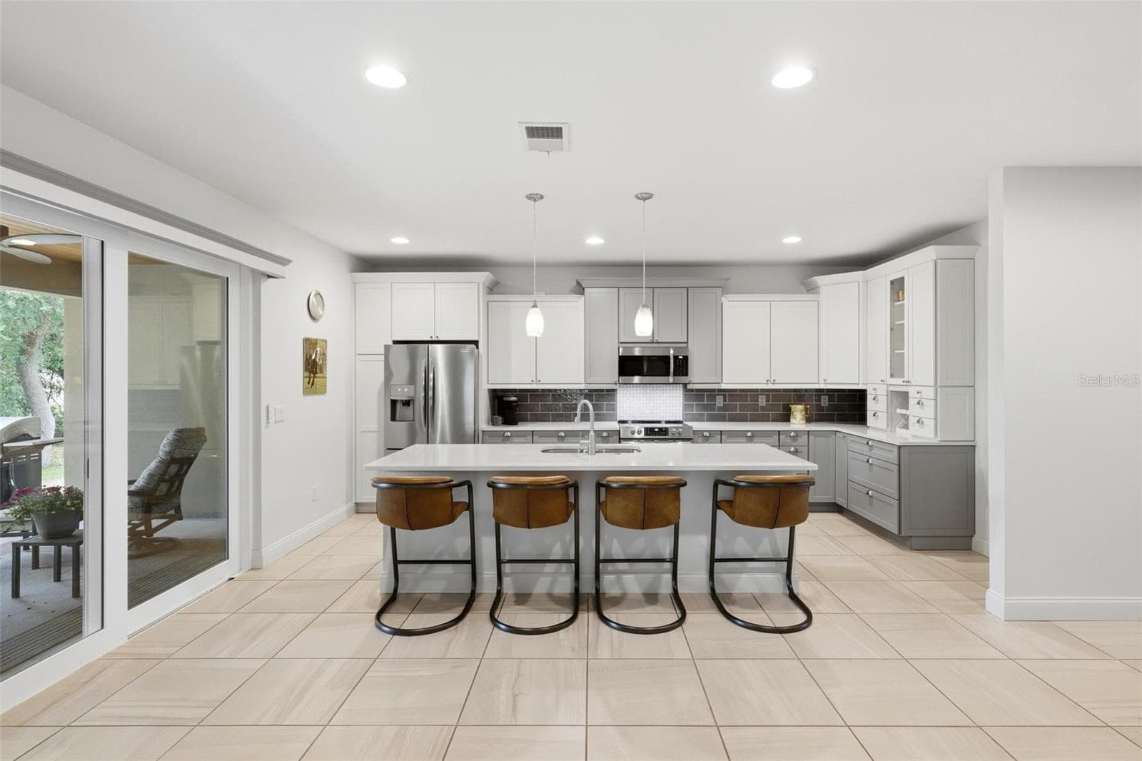 Solid wood cabinets - 6172 ALHAMBRA AVE, NORTH PORT