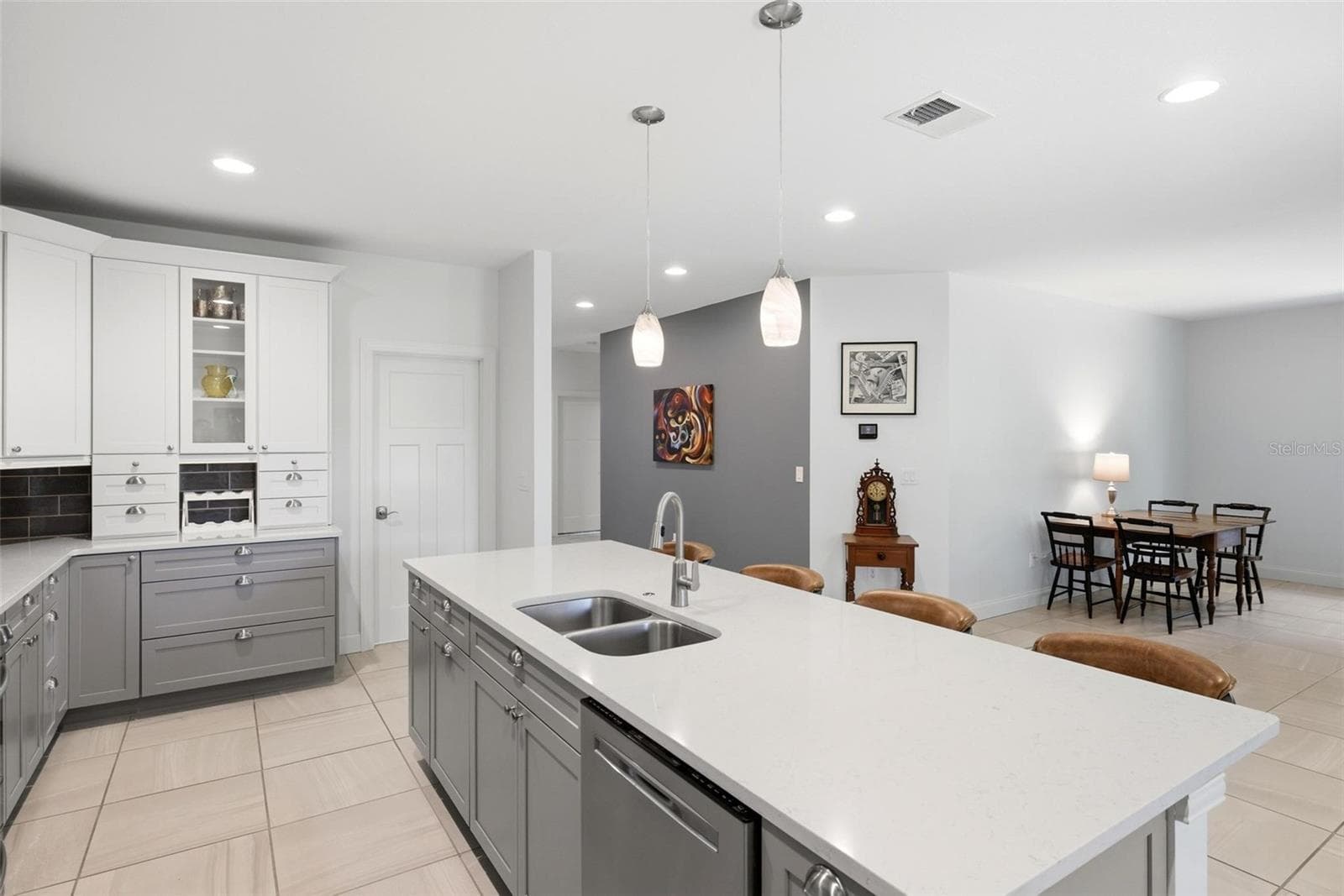 Kitchen open to dining and living areas - 6172 ALHAMBRA AVE, NORTH PORT