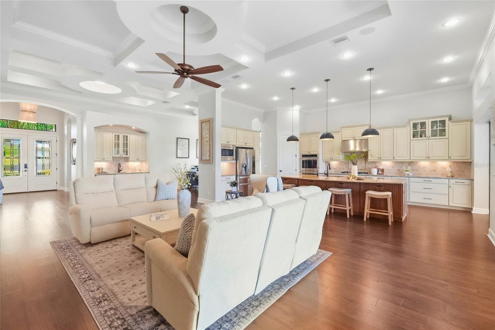 Single Family Residence at 13309 MALACHITE DR, BRADENTON, photo 11 of 57
