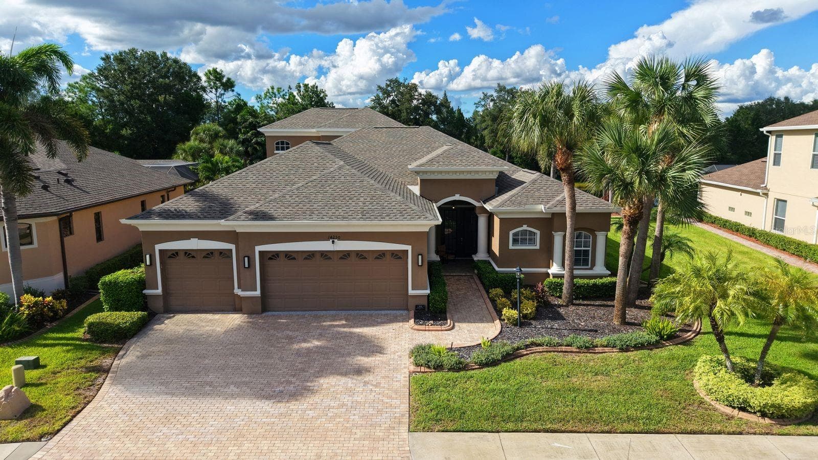 Single Family Residence at 14250 SUNDIAL PL, LAKEWOOD RANCH, photo 10 of 61