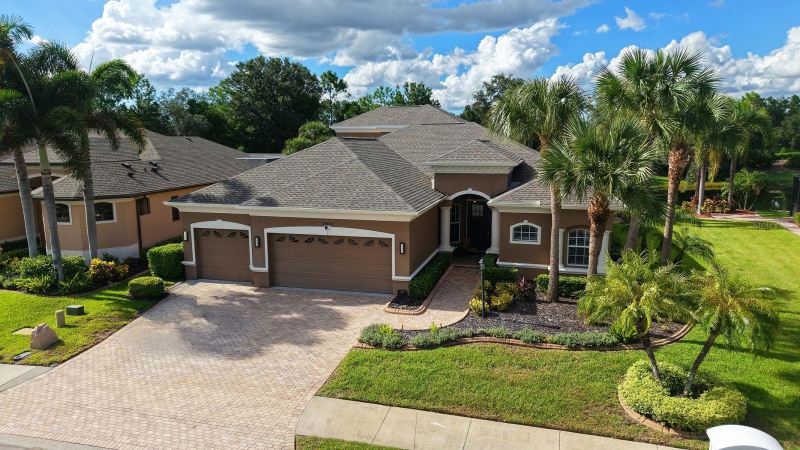 Single Family Residence at 14250 SUNDIAL PL, LAKEWOOD RANCH, photo 12 of 61
