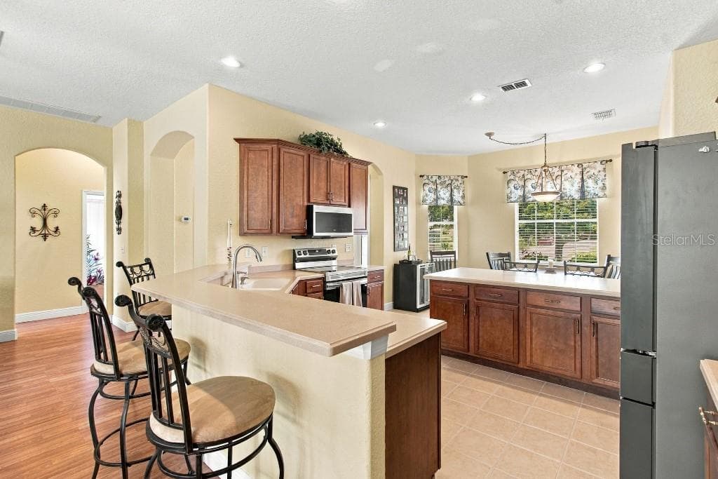 Single Family Residence at 10109 ALAMANCE DR, SAN ANTONIO, photo 13 of 34