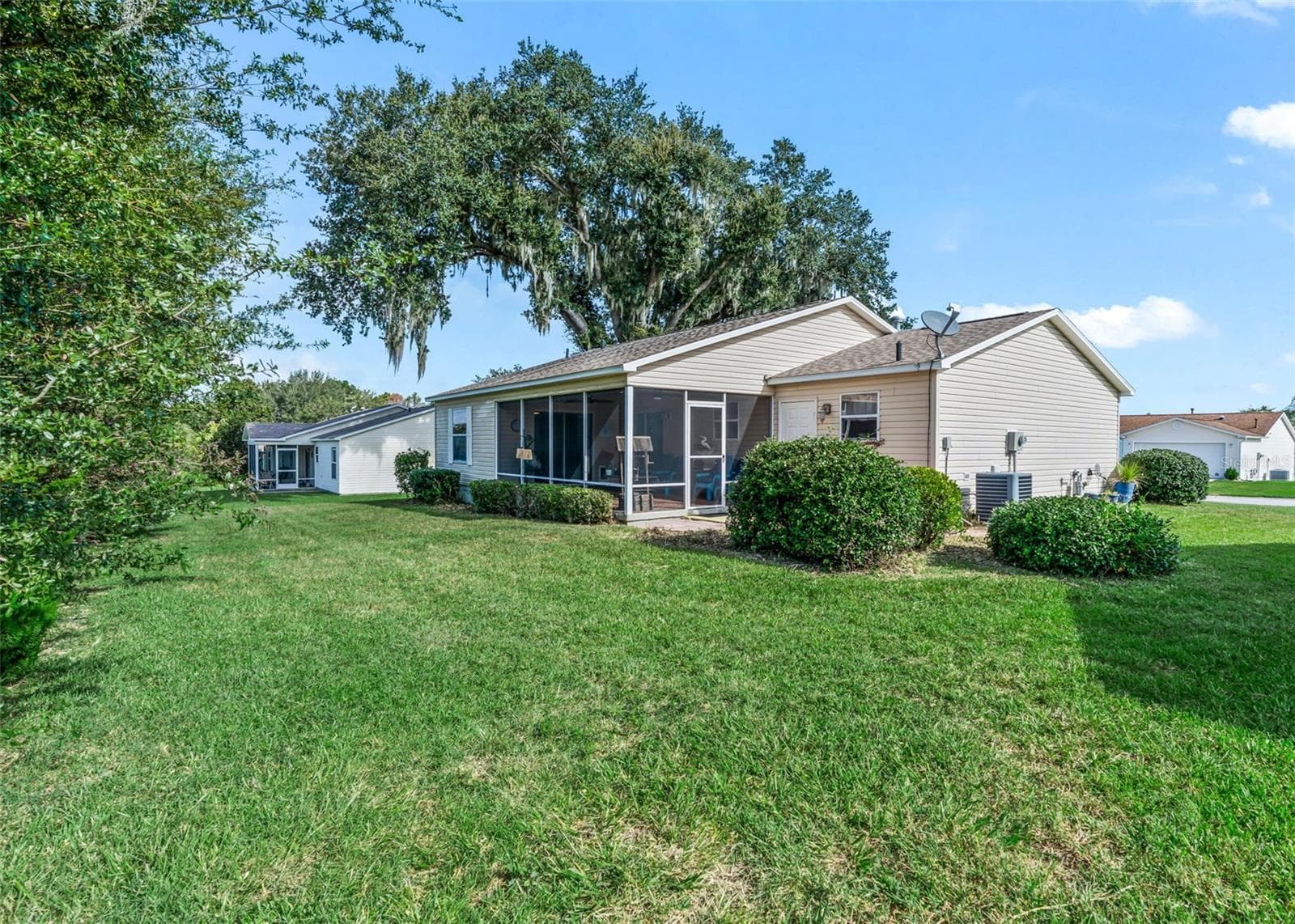 Single Family Residence at 17632 SE 92ND GRANTHAM TER, THE VILLAGES, photo 31 of 40