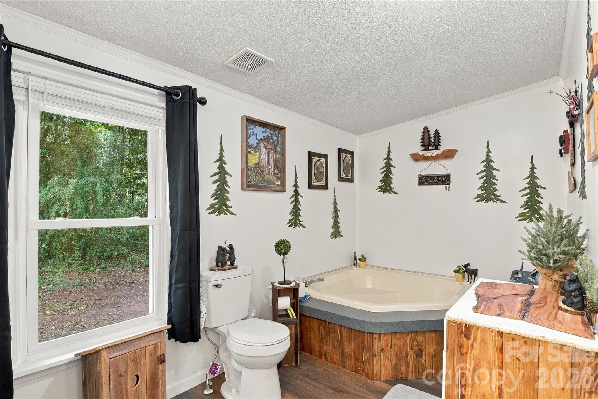 Single Family Residence at 106 Amy Drive, Kings Mountain, photo 17 of 30