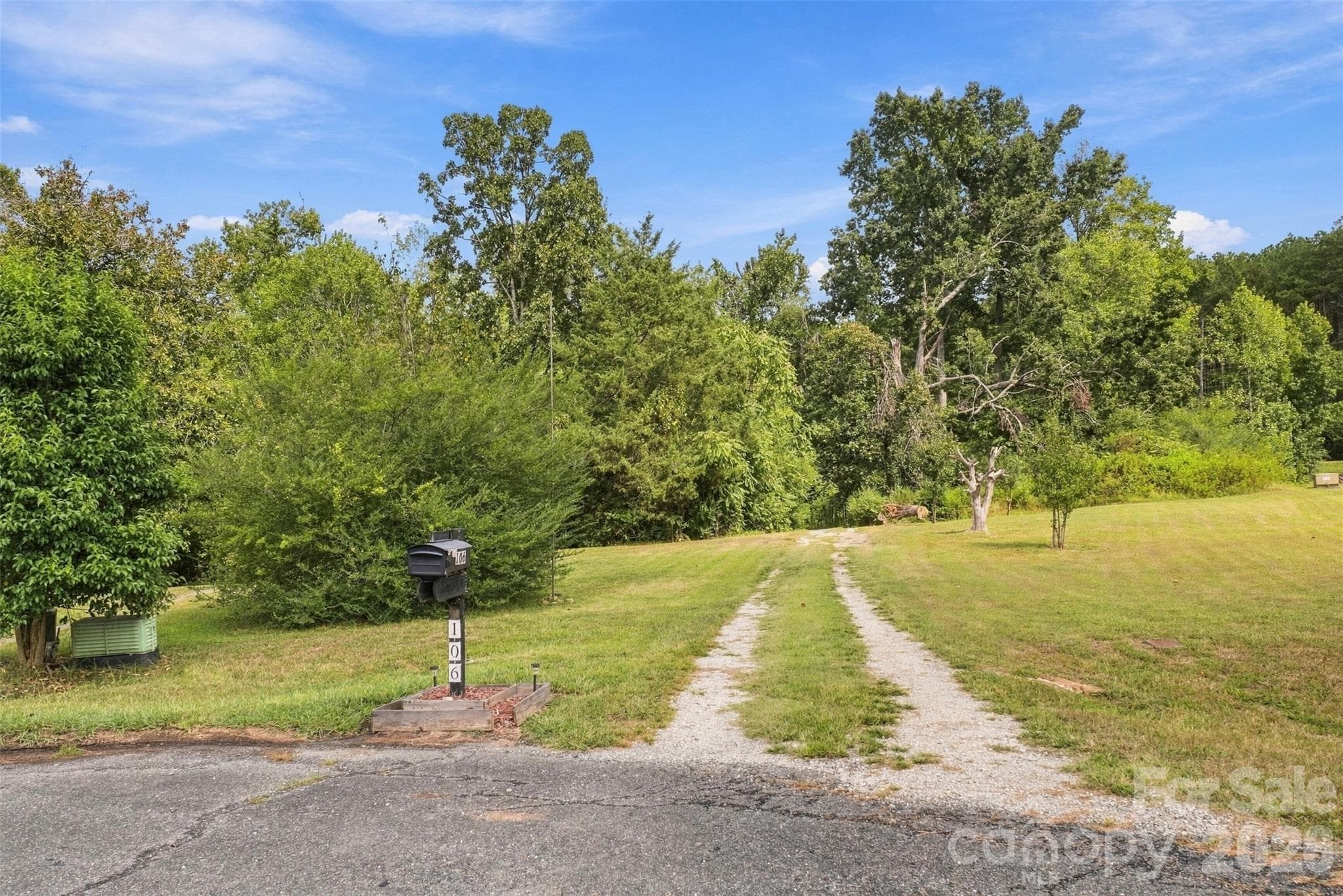 Single Family Residence at 106 Amy Drive, Kings Mountain, photo 27 of 30