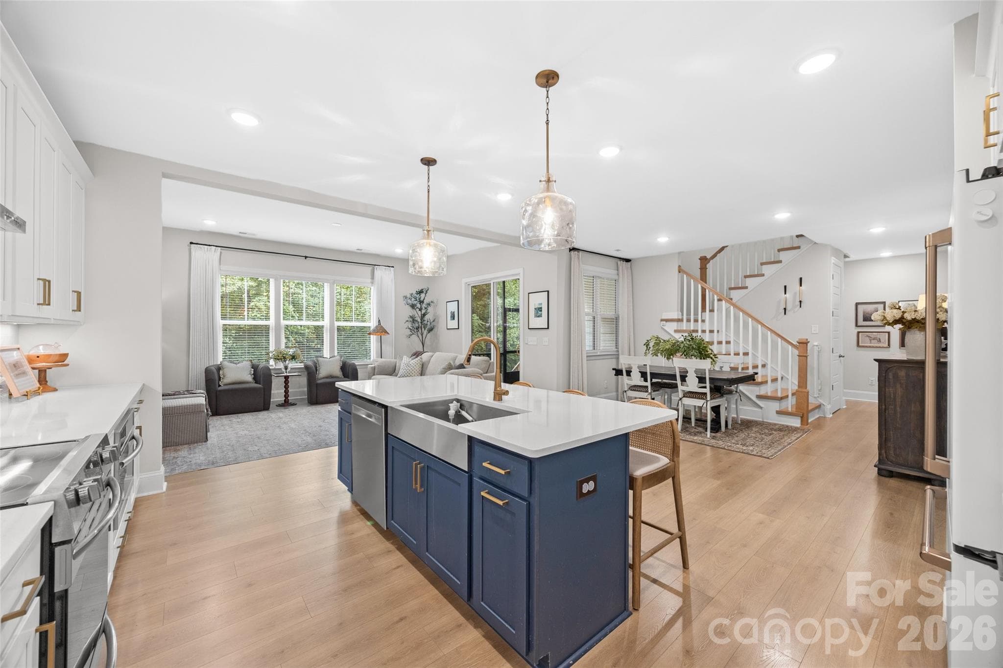Single Family Residence at 1061 Kendrick Road, Clover, photo 10 of 33