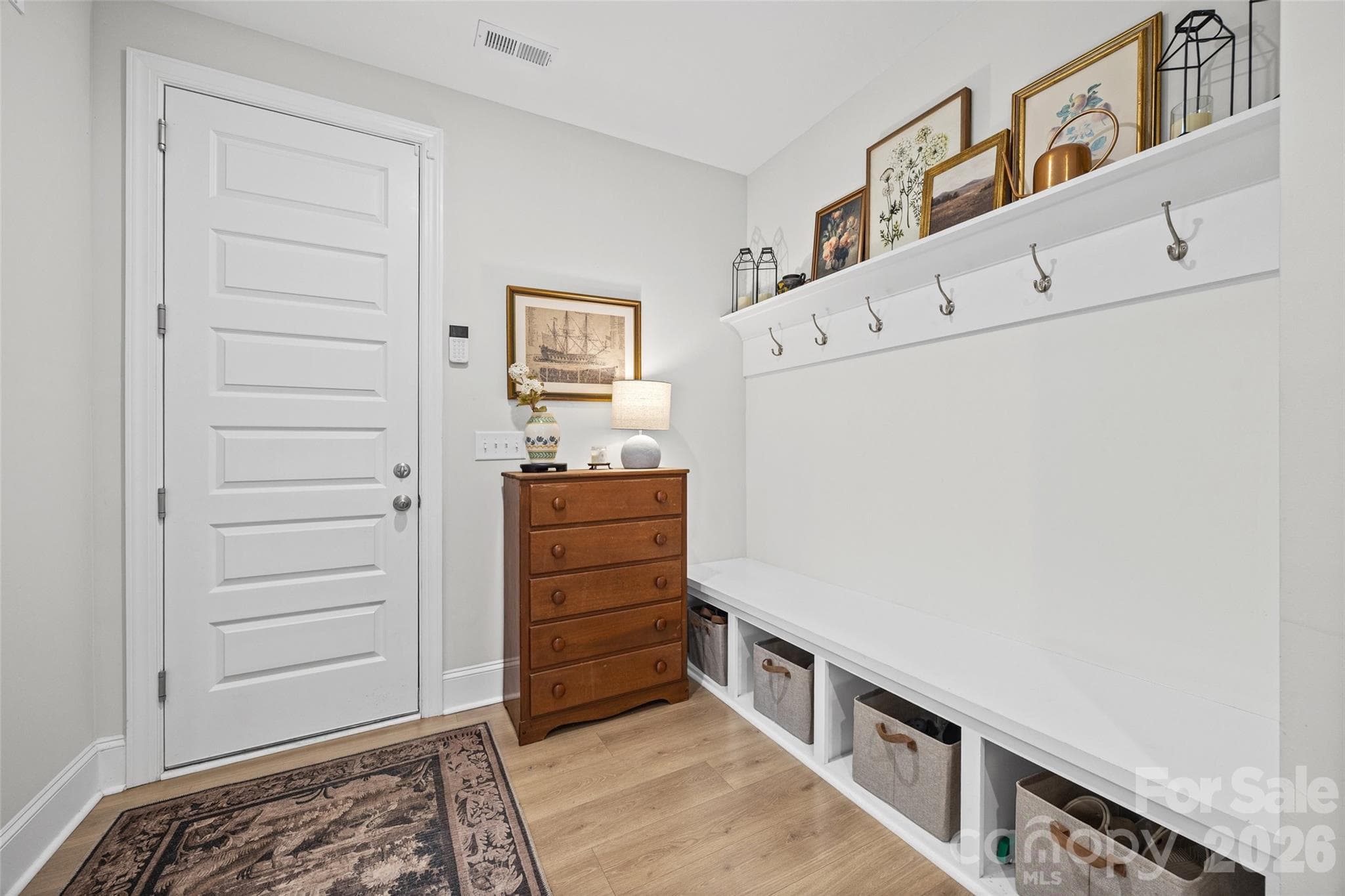 Single Family Residence at 1061 Kendrick Road, Clover, photo 16 of 33