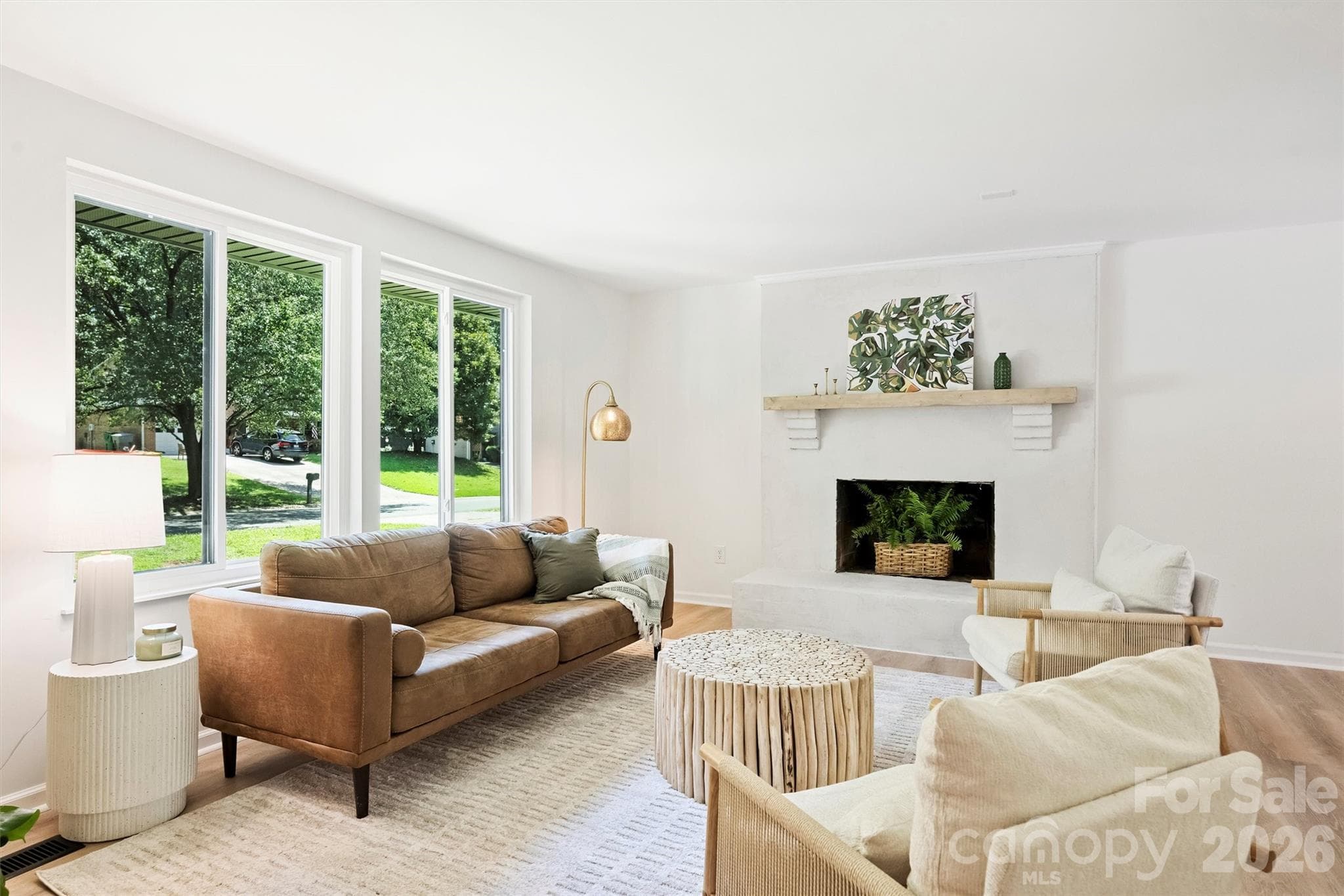 Single Family Residence at 7323 Rollingridge Drive, Charlotte, photo 5 of 29