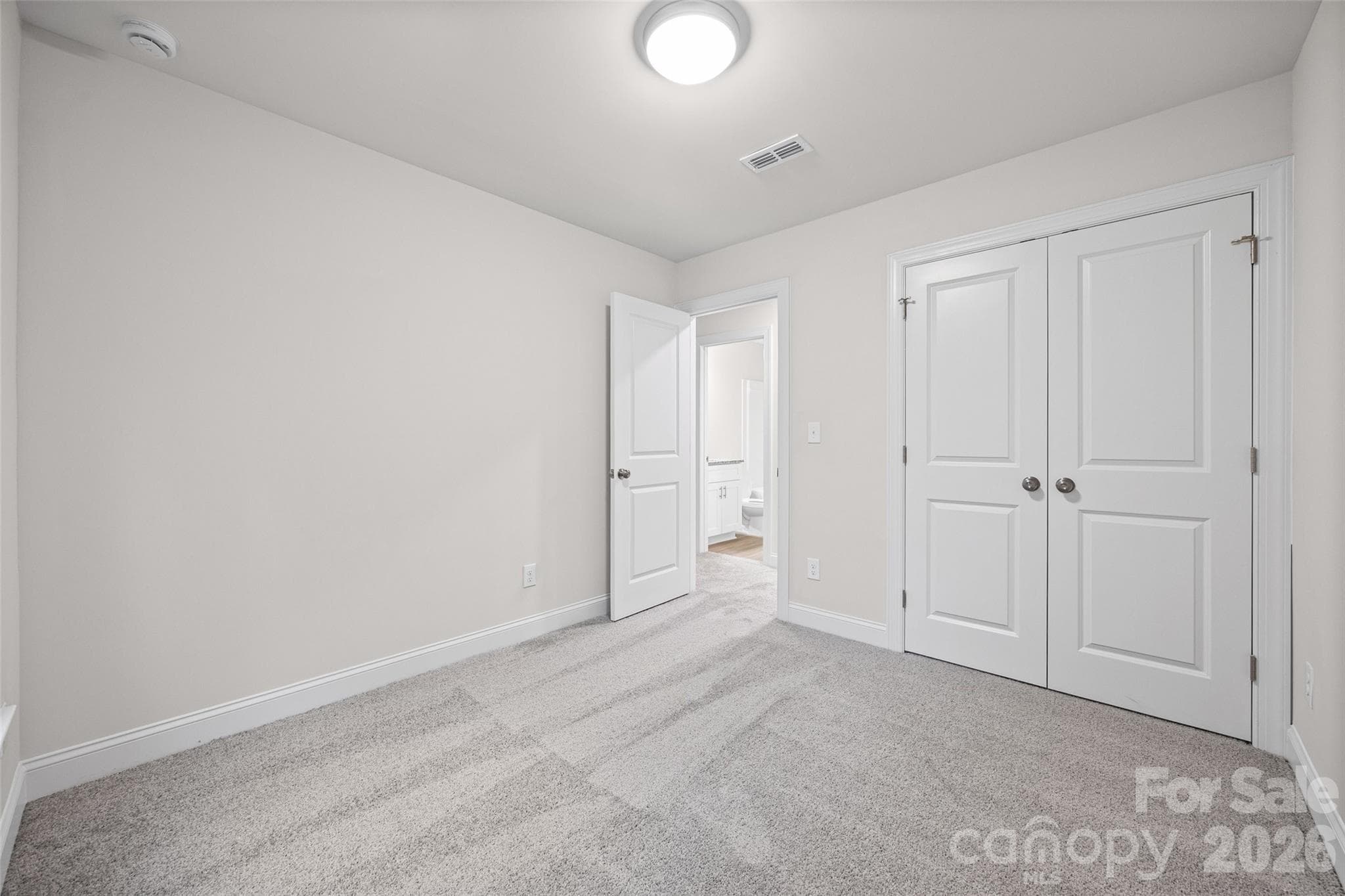 Single Family Residence at 610 W Lewis Street, Dallas, photo 18 of 29