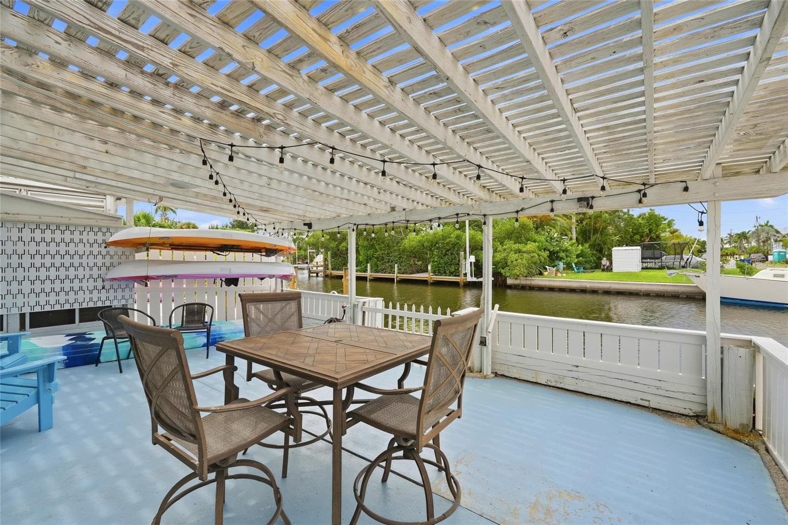 Single Family Residence at 28 SEASIDE CT, HOLMES BEACH, photo 34 of 61