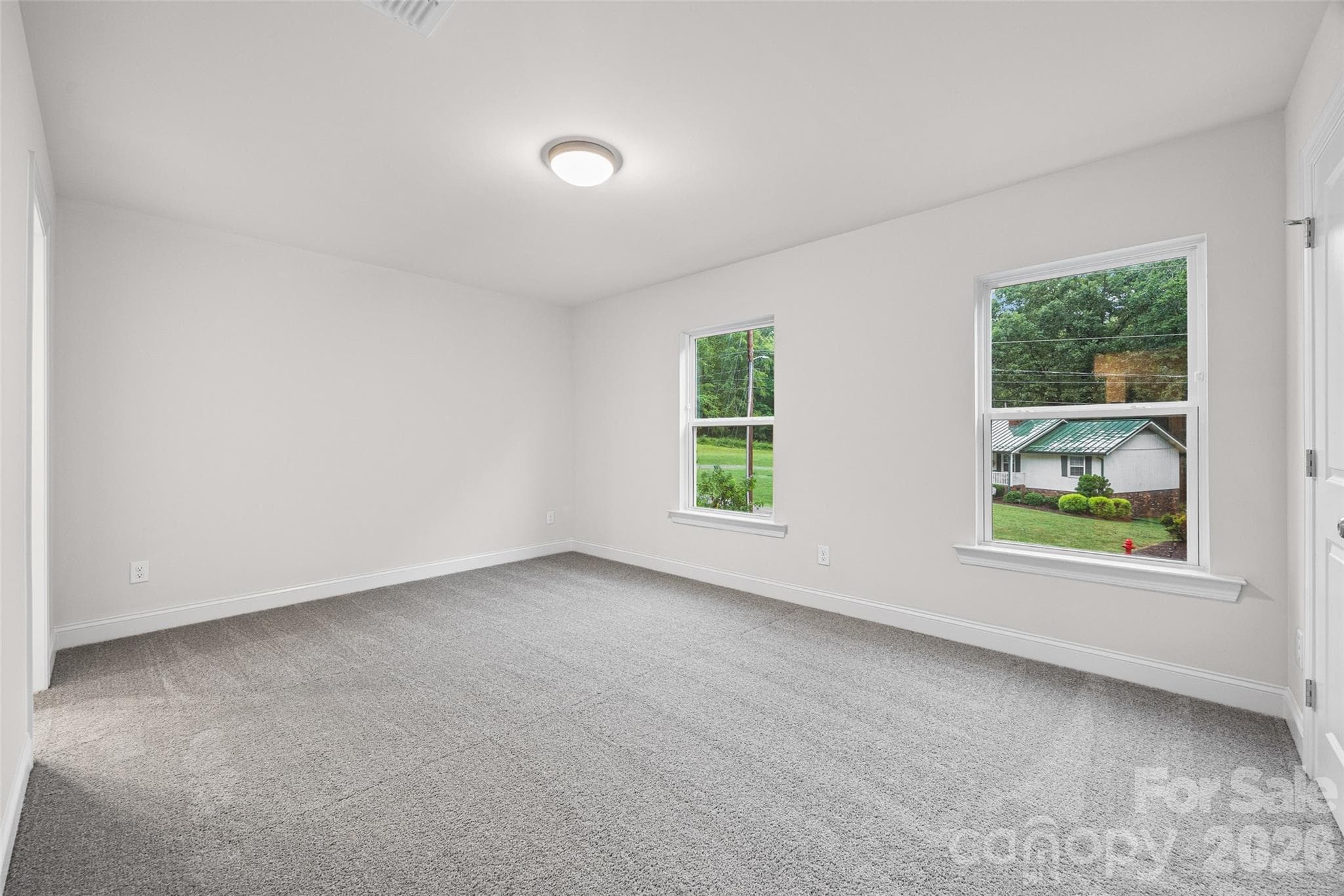 Single Family Residence at 608 W Lewis Street, Dallas, photo 23 of 30