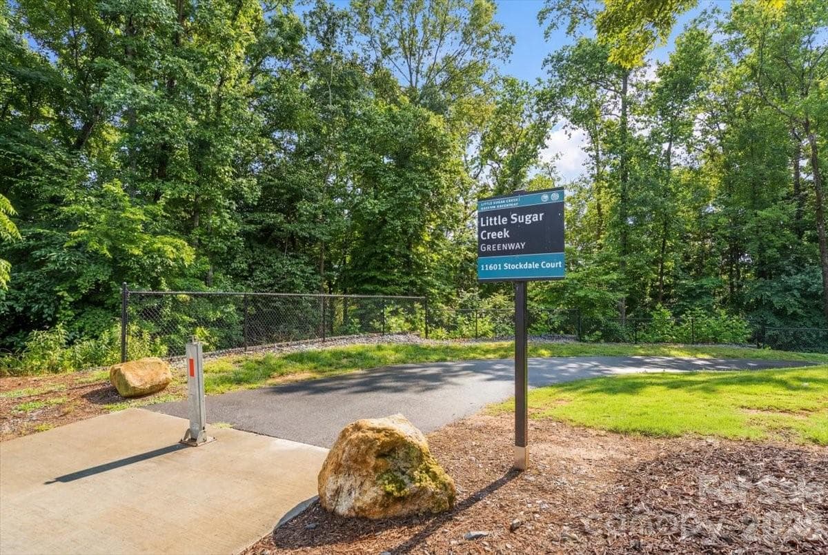 Community Greenway Access - 10563 Stoneacre Court, Pineville