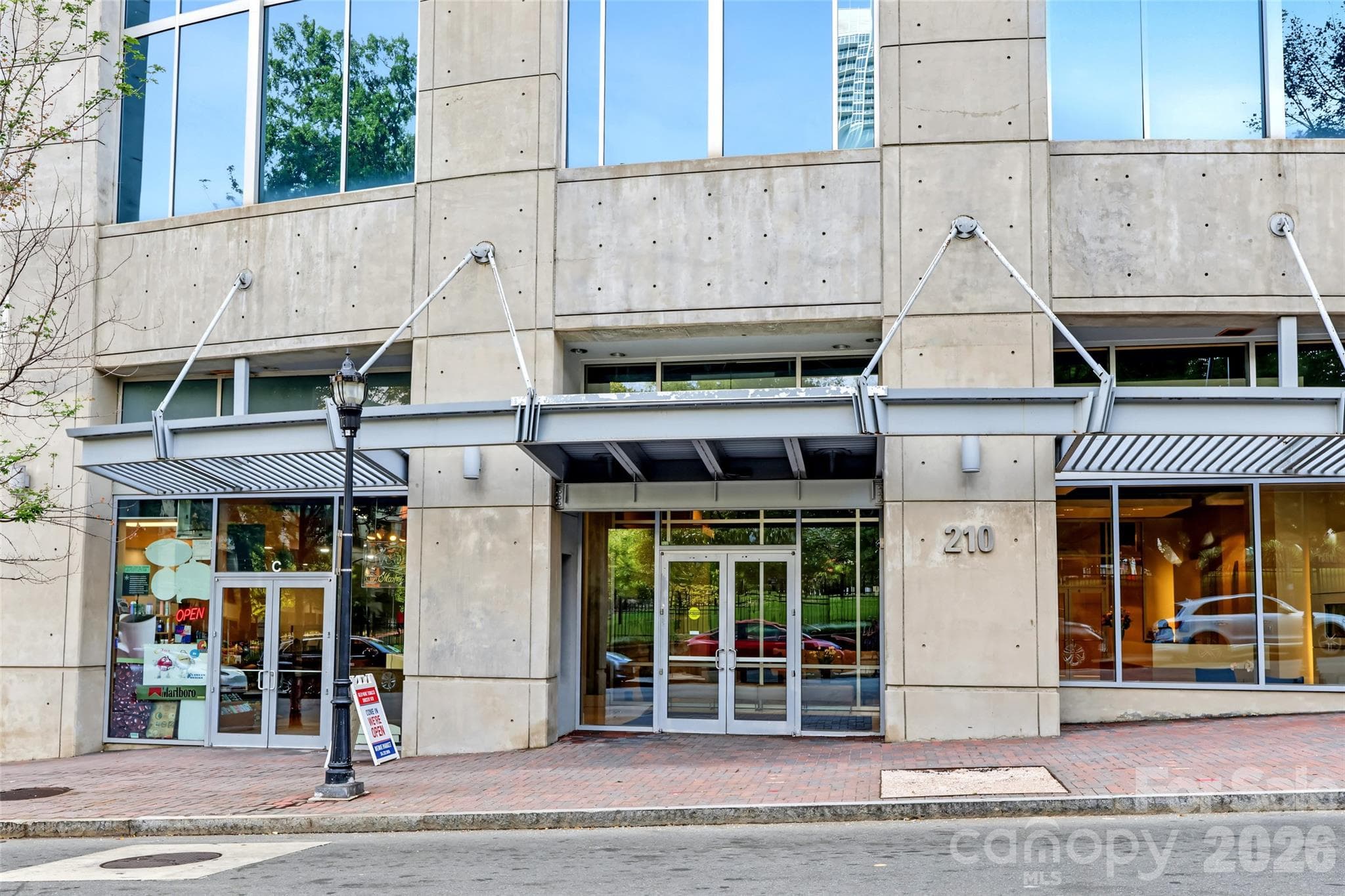 Condominium at 210 N Church Street, Charlotte, photo 47 of 48
