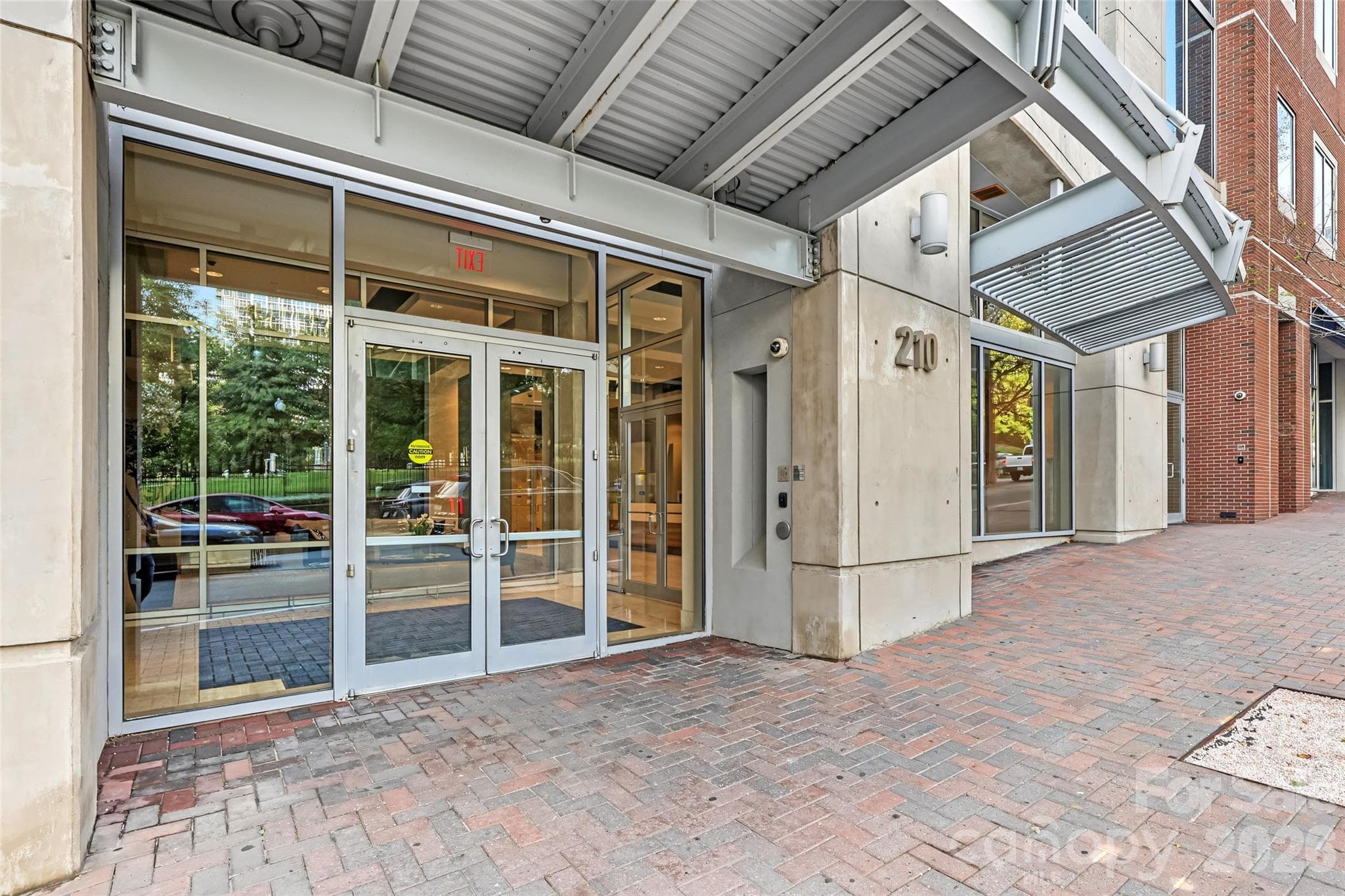 Condominium at 210 N Church Street, Charlotte, photo 46 of 48