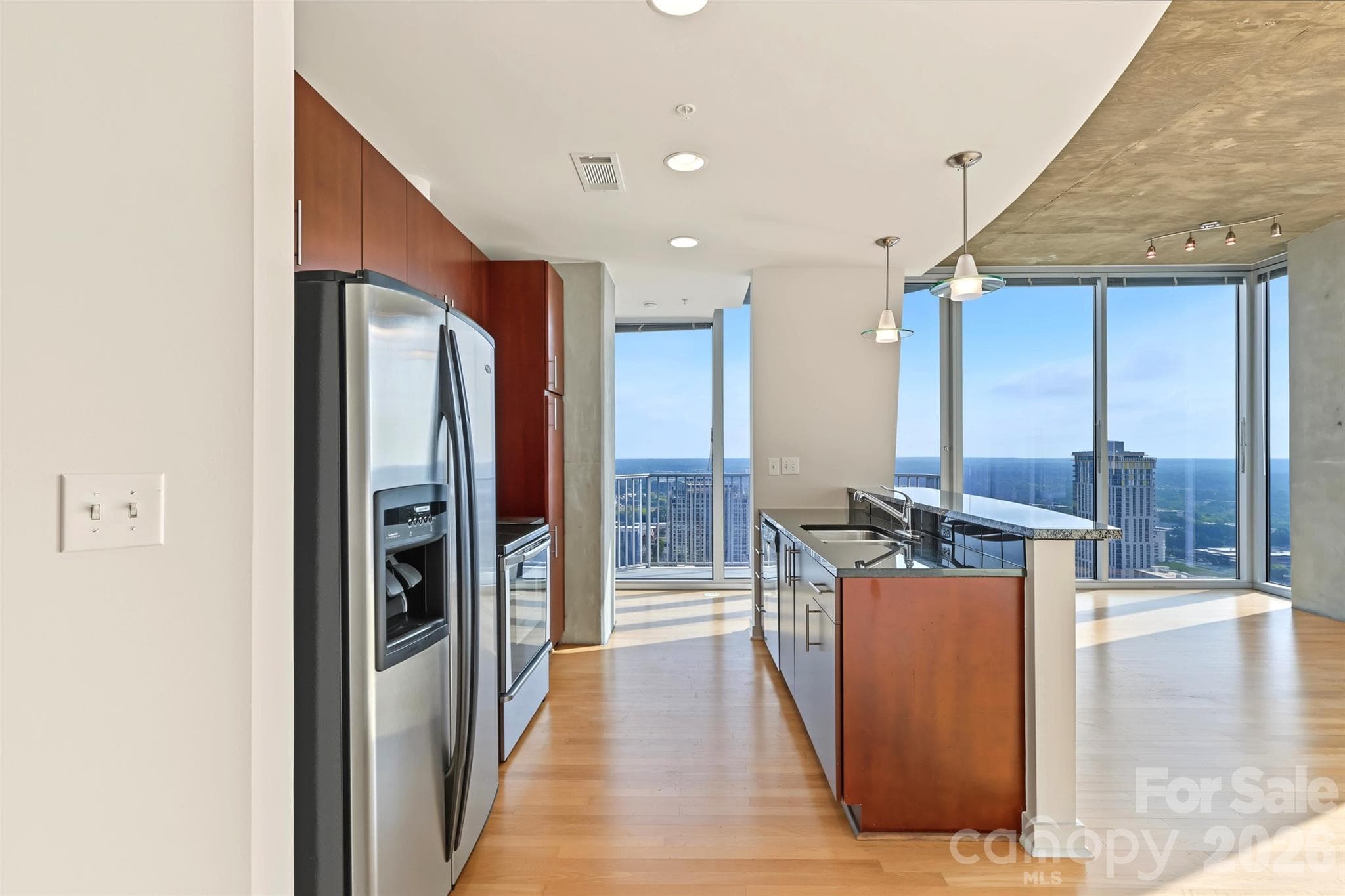 Condominium at 210 N Church Street, Charlotte, photo 13 of 48