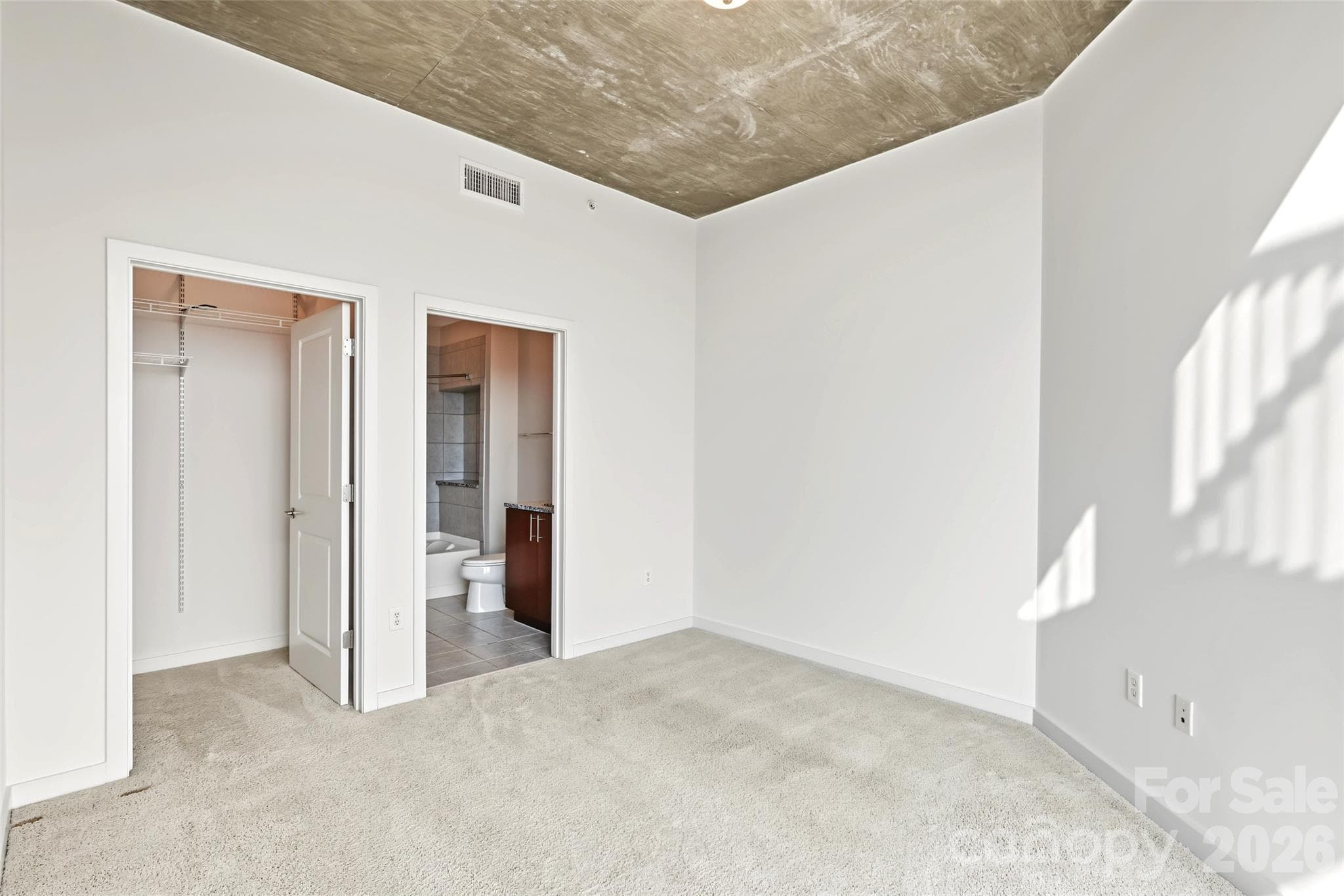 Condominium at 210 N Church Street, Charlotte, photo 22 of 48