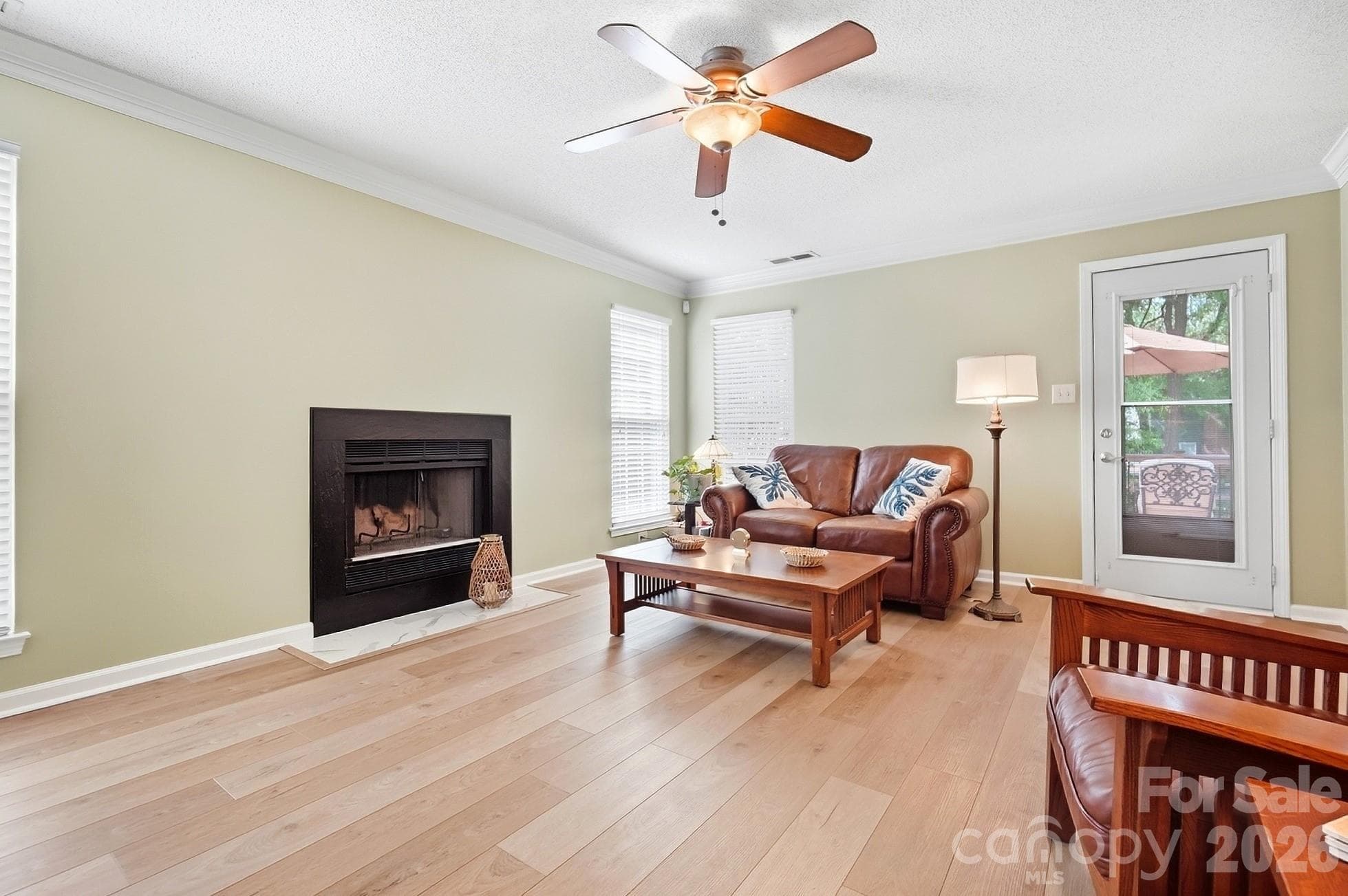 Single Family Residence at 1629 Sugar Hollow Drive, Charlotte, photo 3 of 31