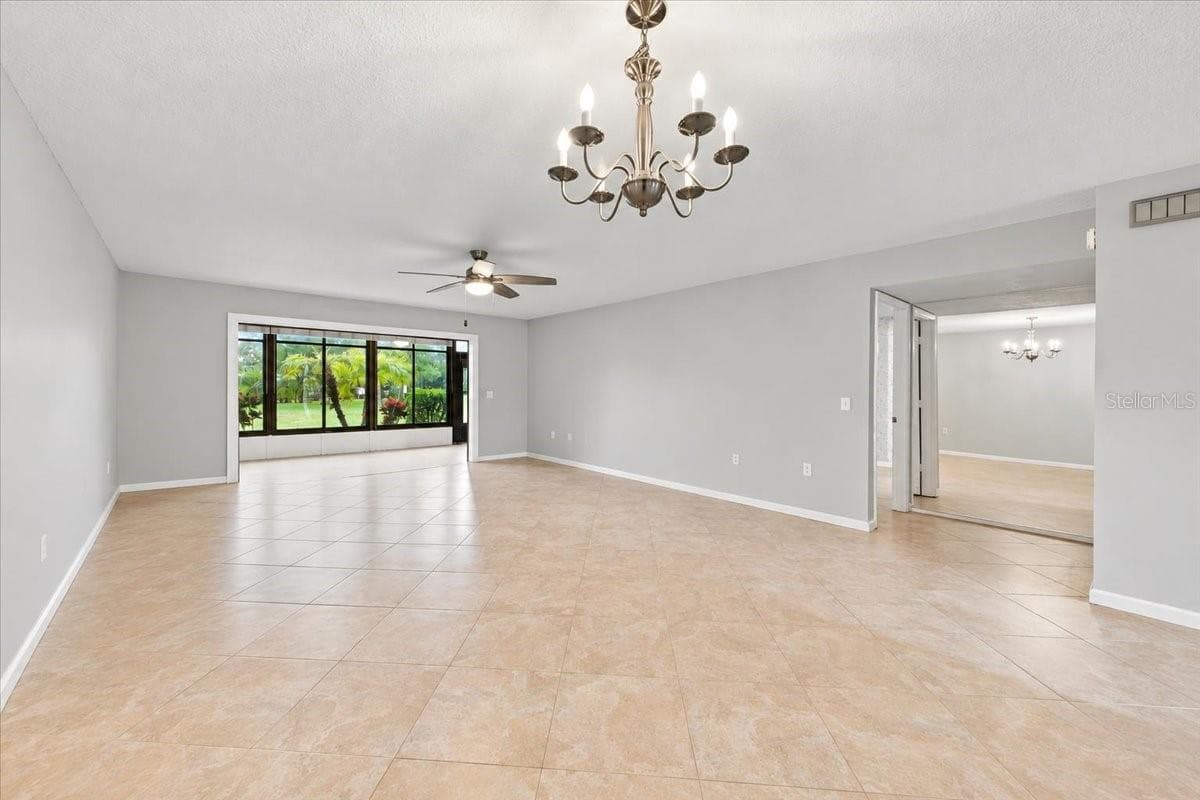 Condominium at 411 PALM TREE DR #411, BRADENTON, photo 10 of 37