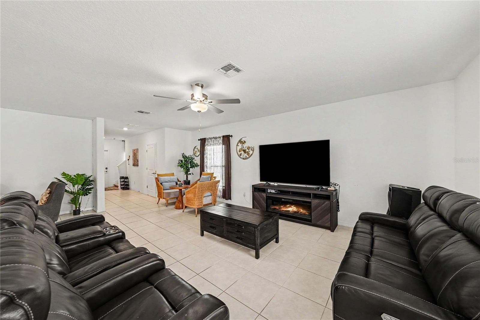 Single Family Residence at 6300 BEVERLY HILLS DR, ZEPHYRHILLS, photo 10 of 28