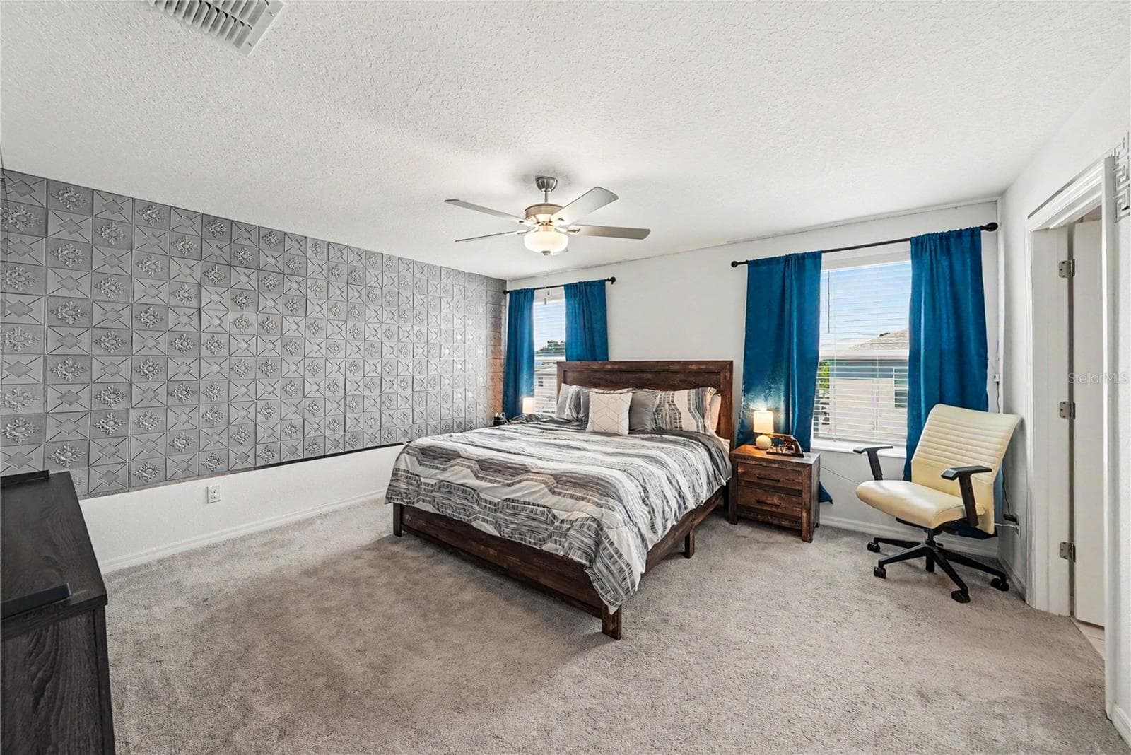 Single Family Residence at 6300 BEVERLY HILLS DR, ZEPHYRHILLS, photo 17 of 28