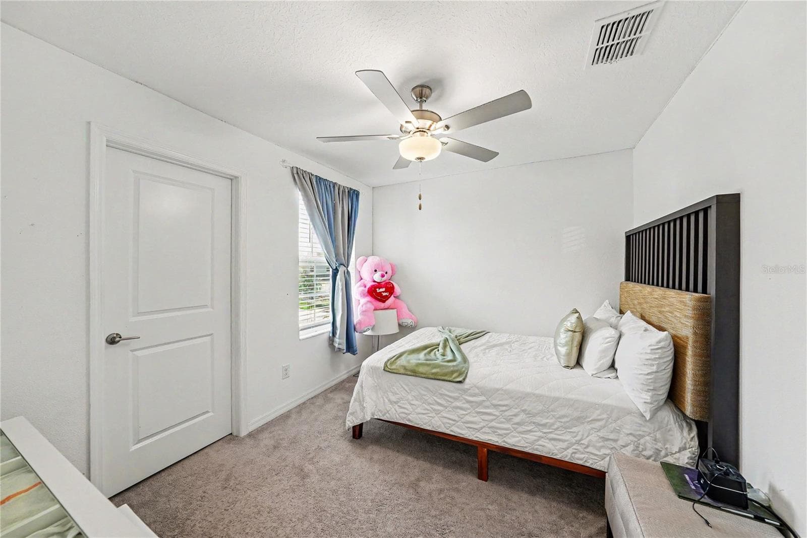 Single Family Residence at 6300 BEVERLY HILLS DR, ZEPHYRHILLS, photo 21 of 28
