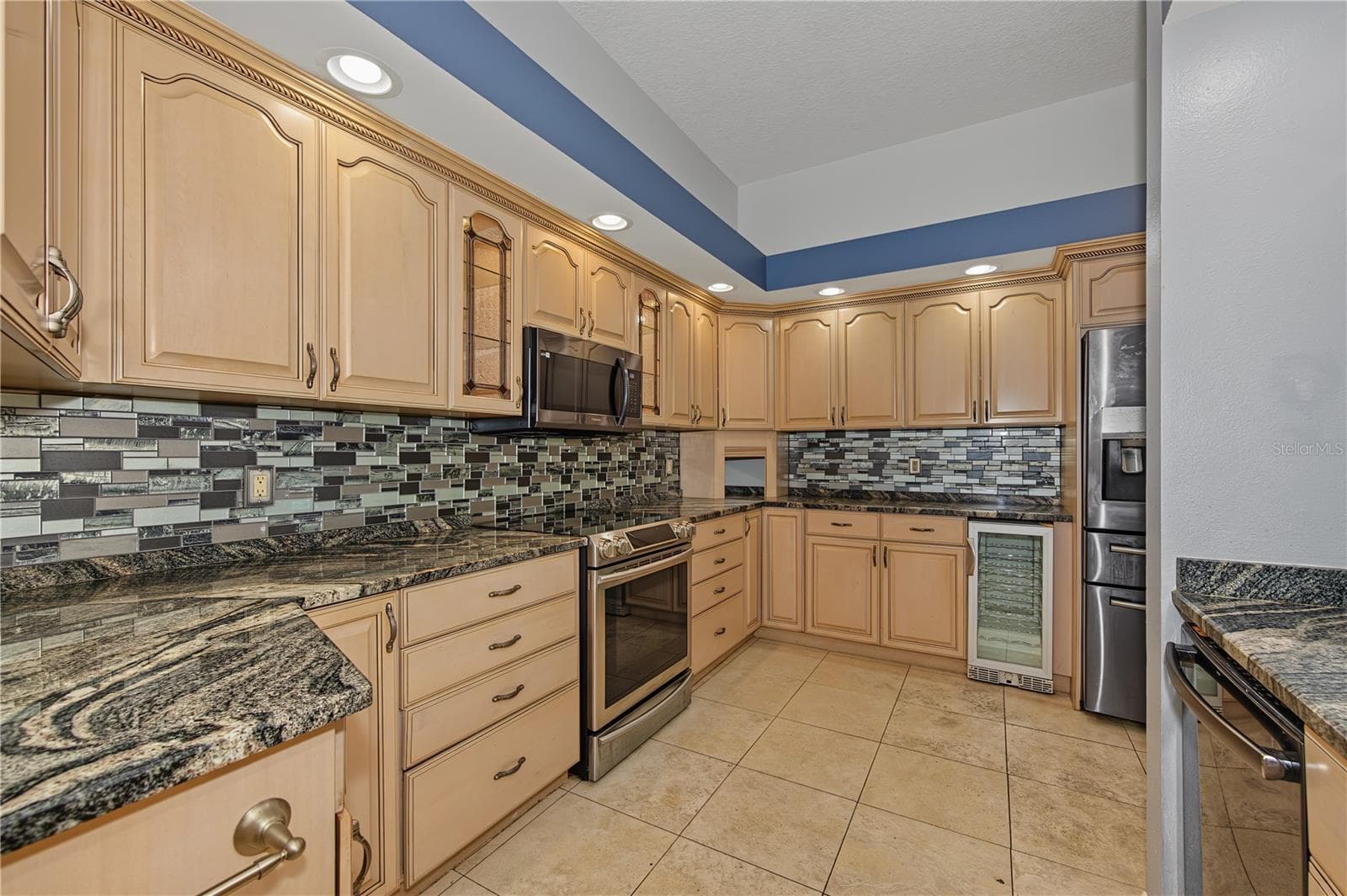 kitchen - 2233 PINNACLE CIR S, PALM HARBOR