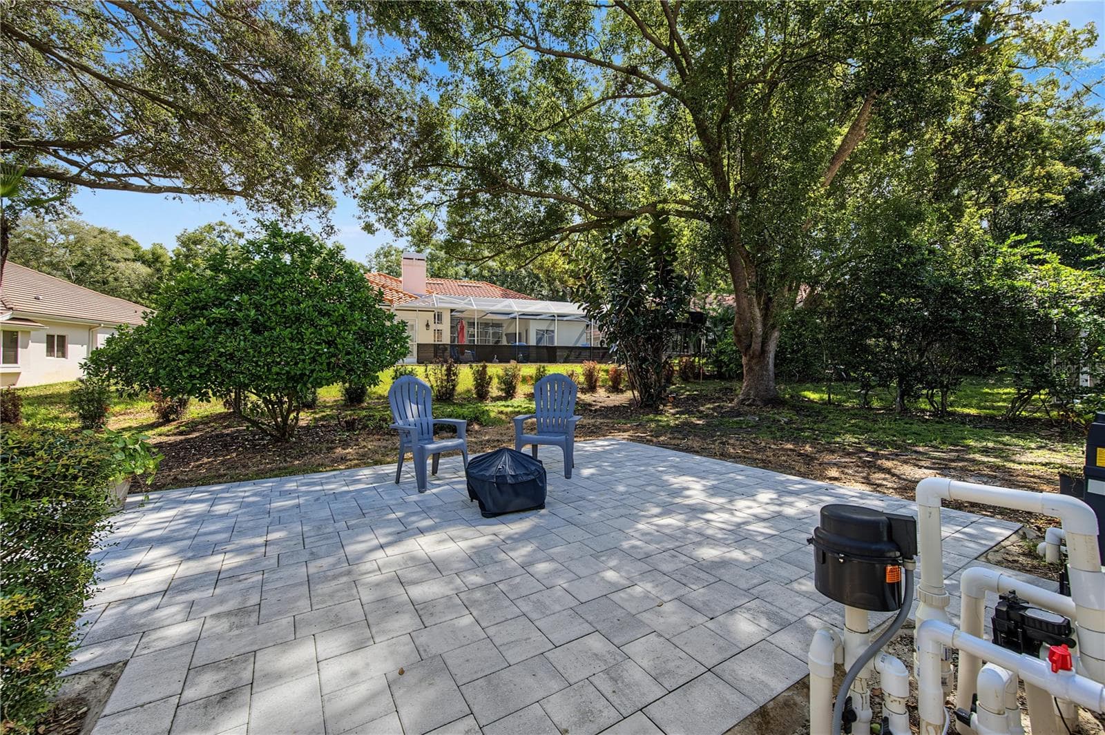 patio area - 2233 PINNACLE CIR S, PALM HARBOR