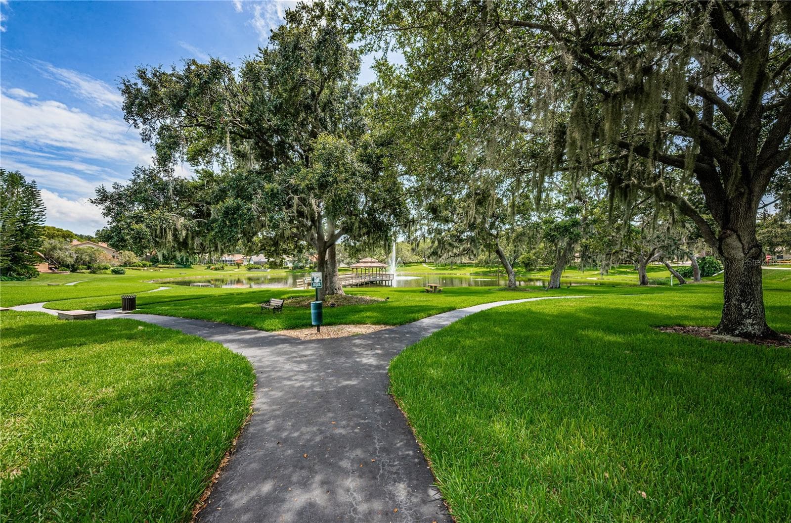 park - 2233 PINNACLE CIR S, PALM HARBOR
