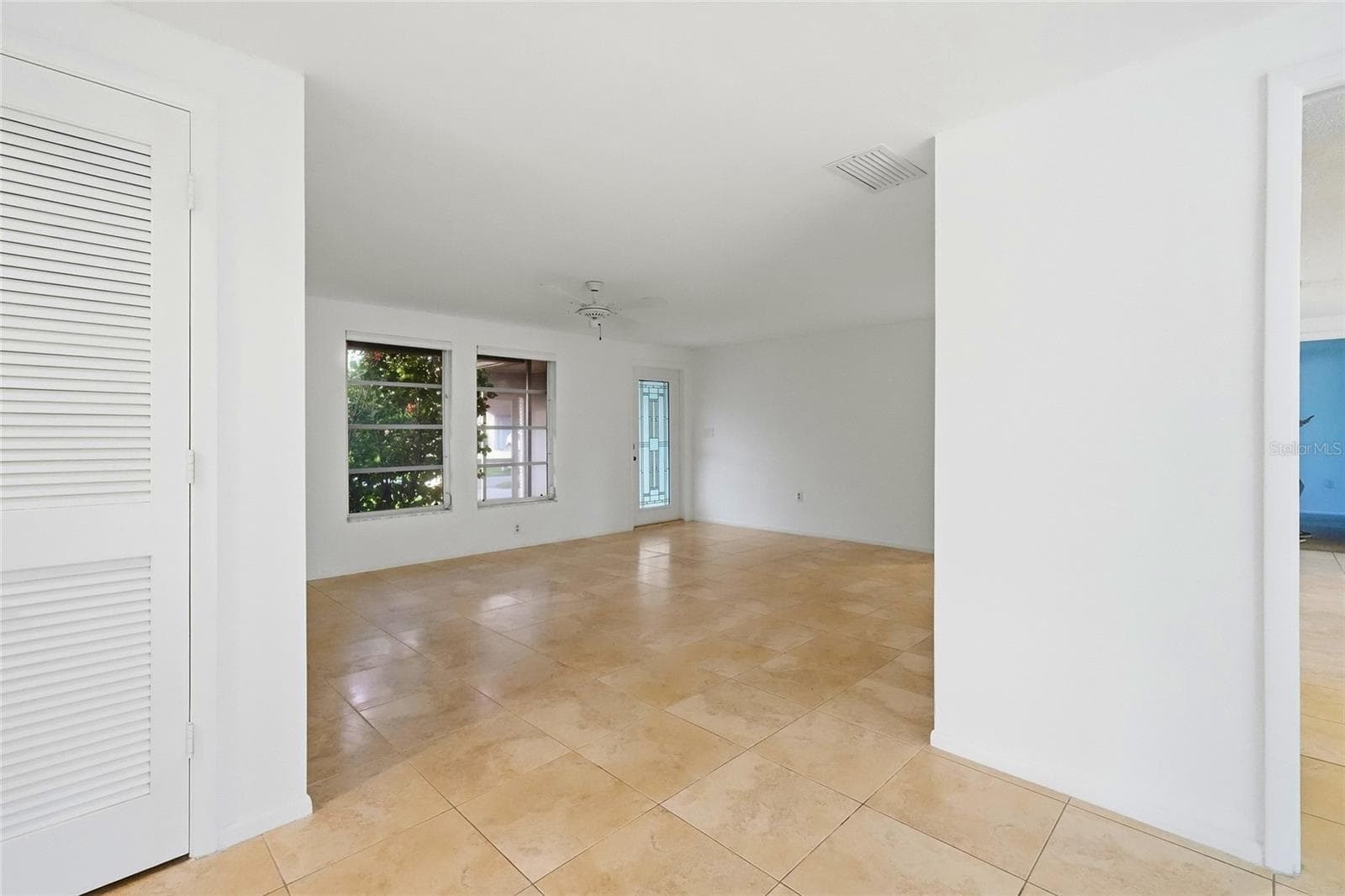 Living Room - 3667 CAROL LN, SARASOTA