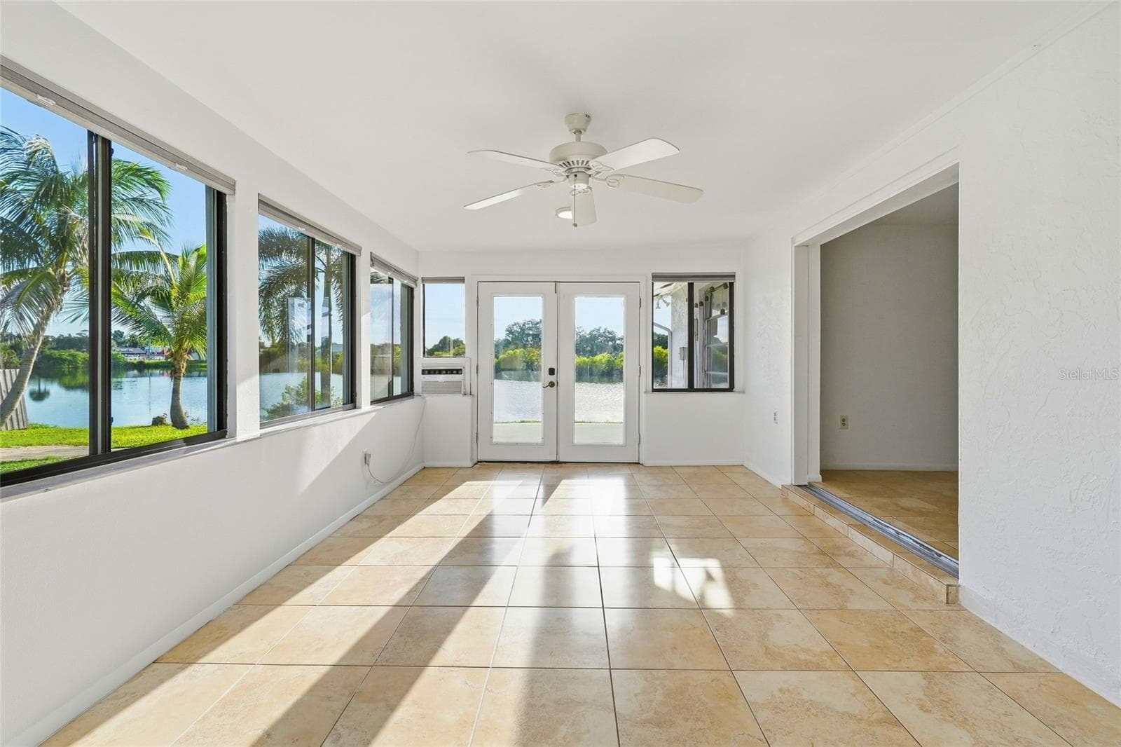 Florida Room - 3667 CAROL LN, SARASOTA