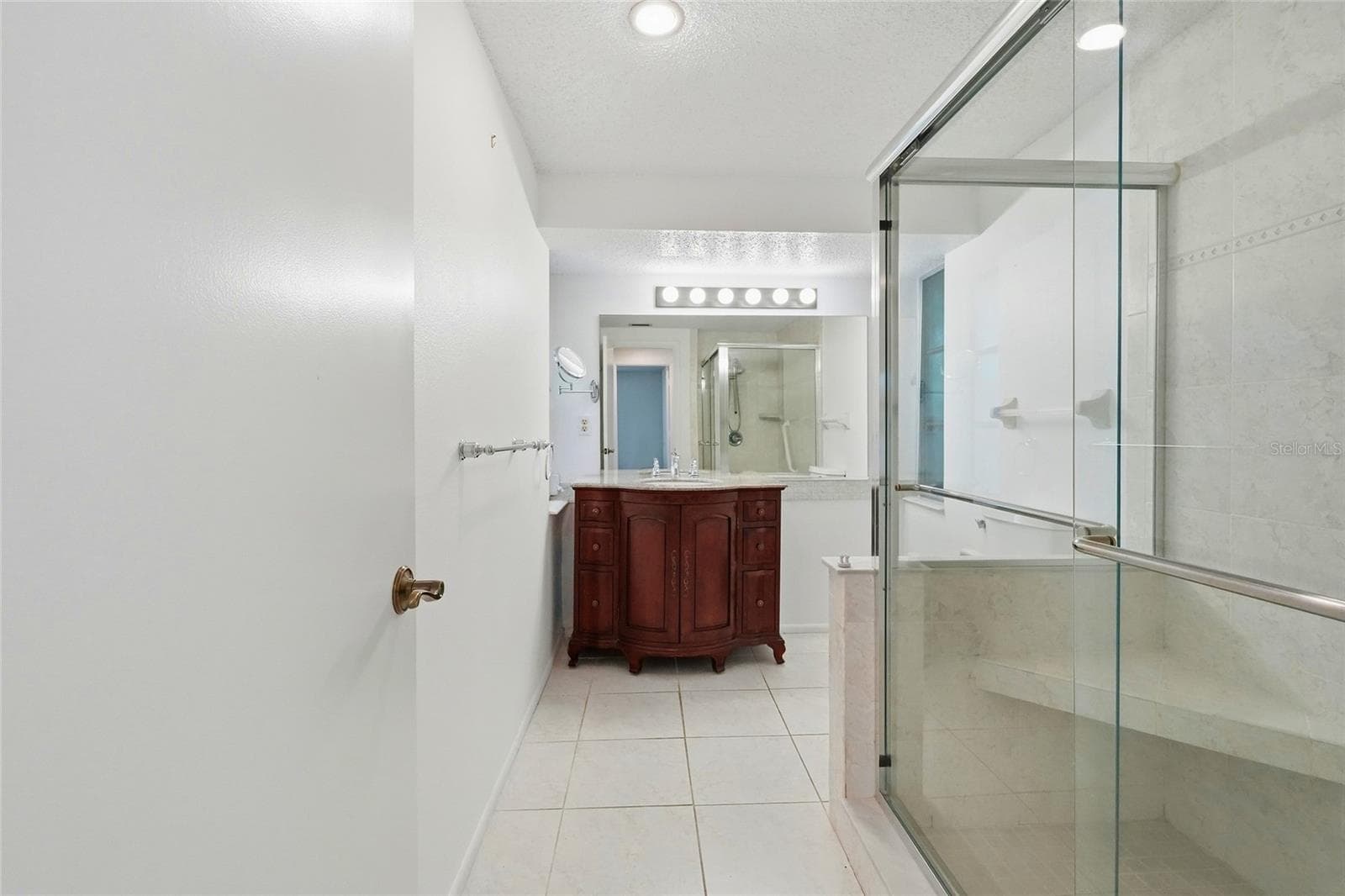 Guest Bath - 3667 CAROL LN, SARASOTA