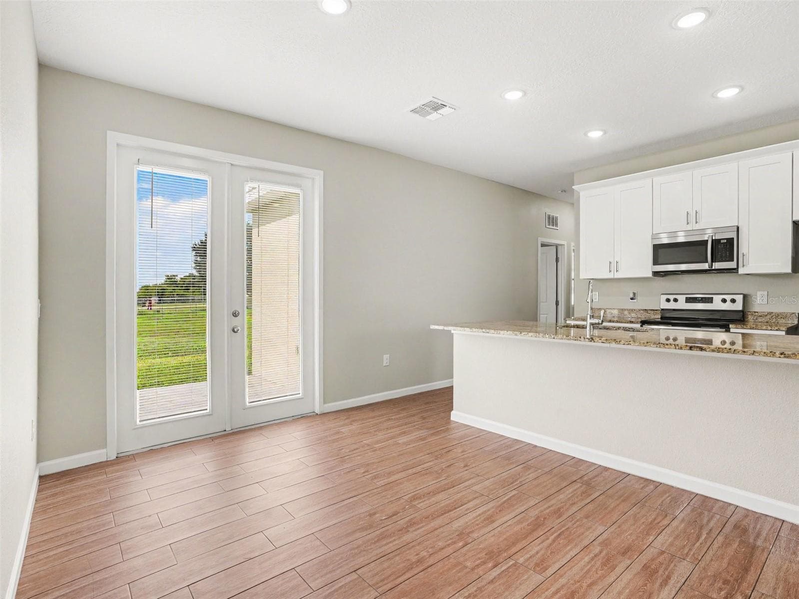 Single Family Residence at 46 ALICANTE CT, KISSIMMEE, photo 4 of 21