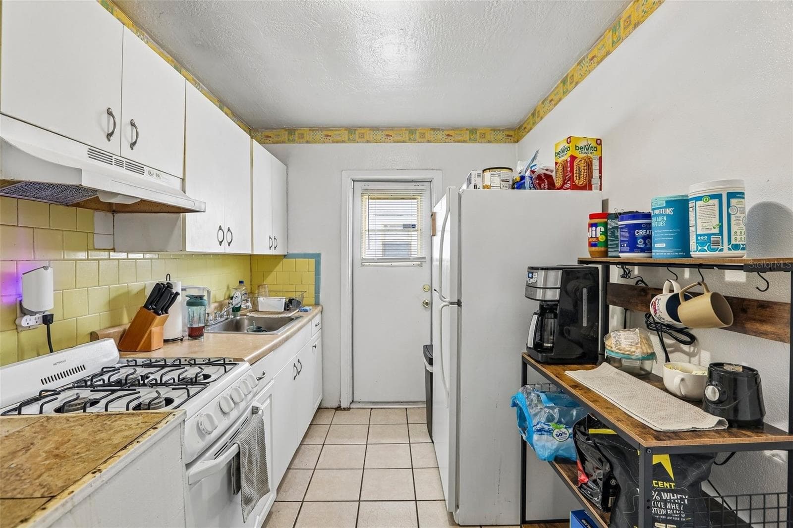 Half Duplex at 1407 TAFT AVE, CLEARWATER, photo 3 of 22