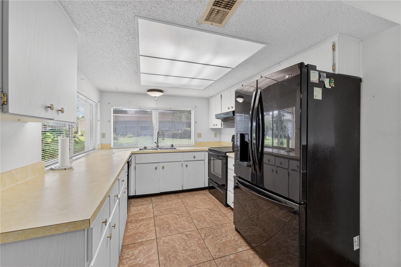 Single Family Residence at 8810 SHOEMAKER LN, HUDSON, photo 9 of 38