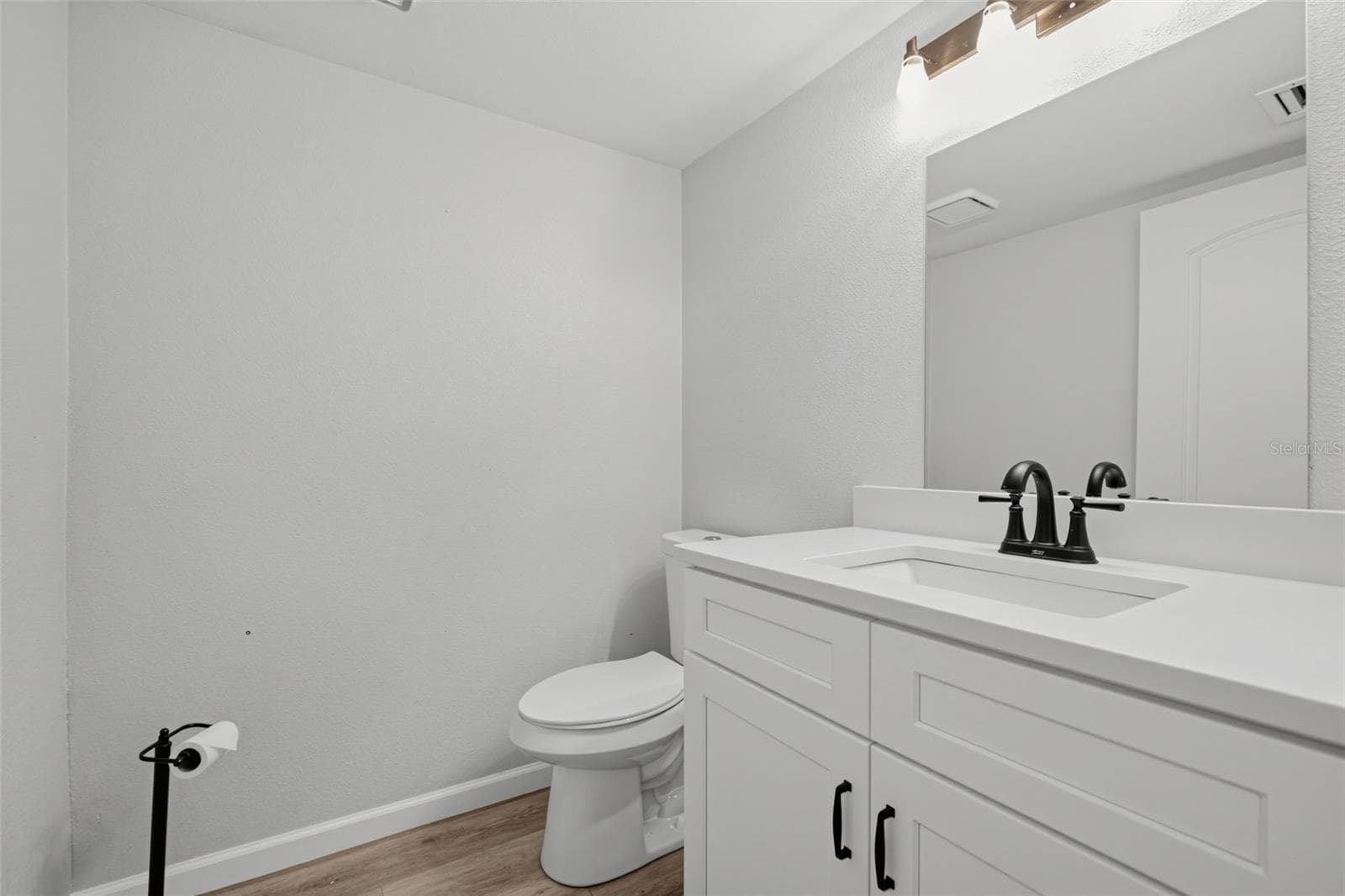 Half bath - 45 HAYES RD, WINTER SPRINGS
