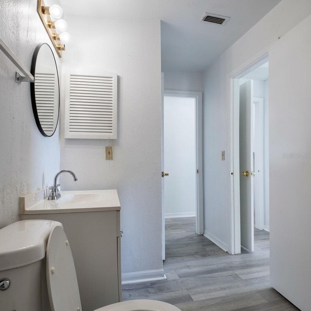 Condominium at 6142 WESTGATE DR #304, ORLANDO, photo 15 of 38