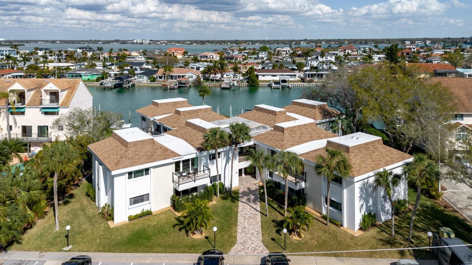 311 ISLAND WAY #101