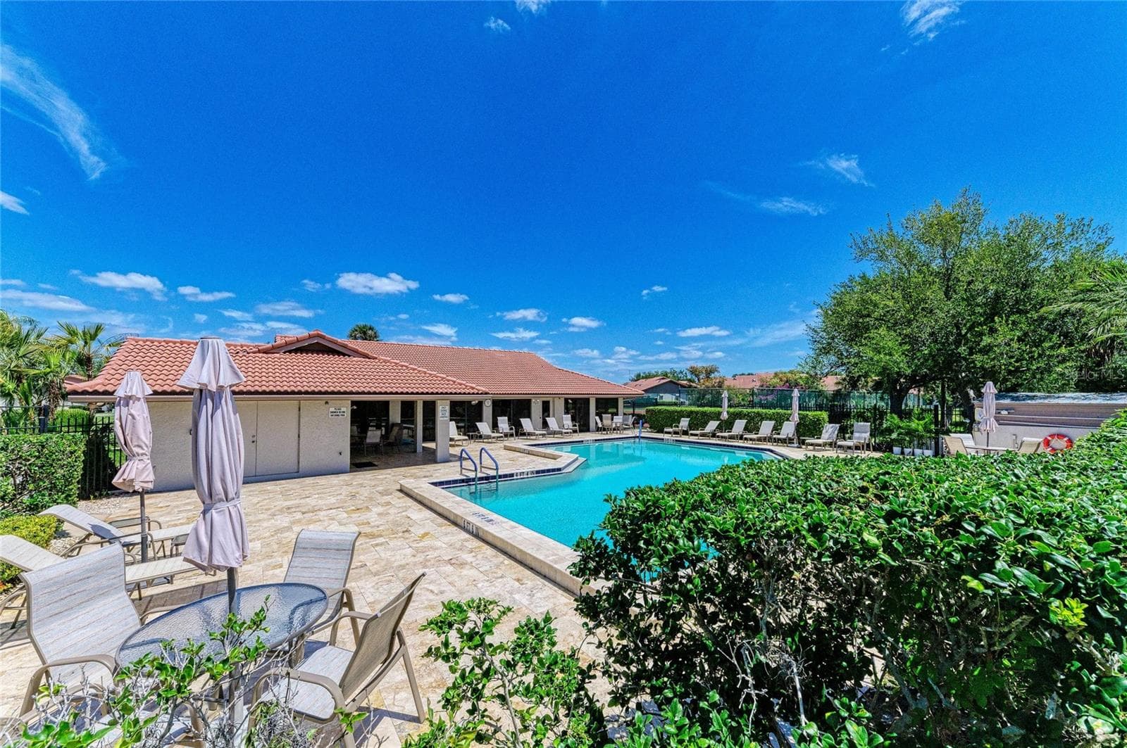 Villa at 3952 WILSHIRE CIR E #166, SARASOTA, photo 40 of 43